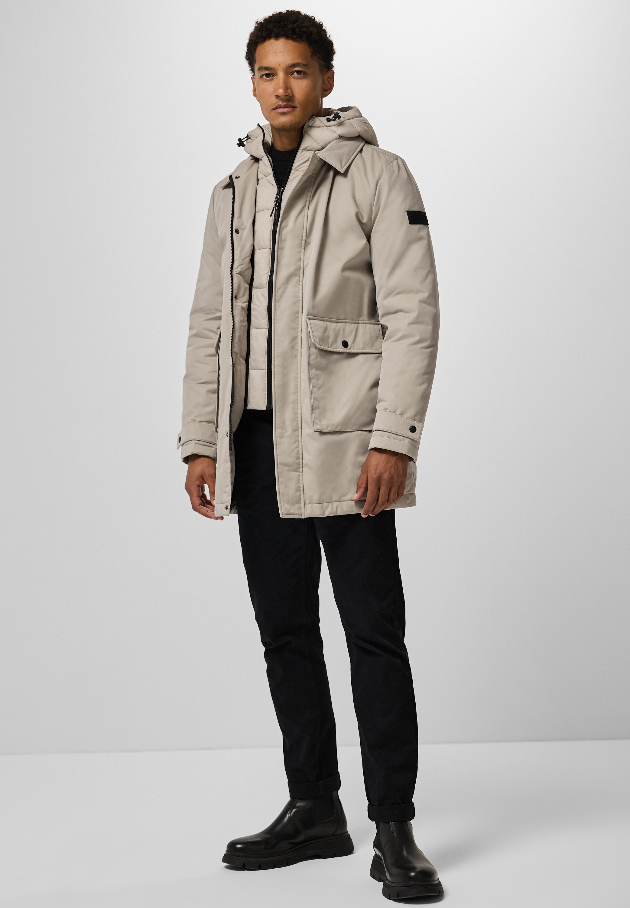STREET ONE MEN Outdoorjacke, mit Kapuze, aus softem Materialmix