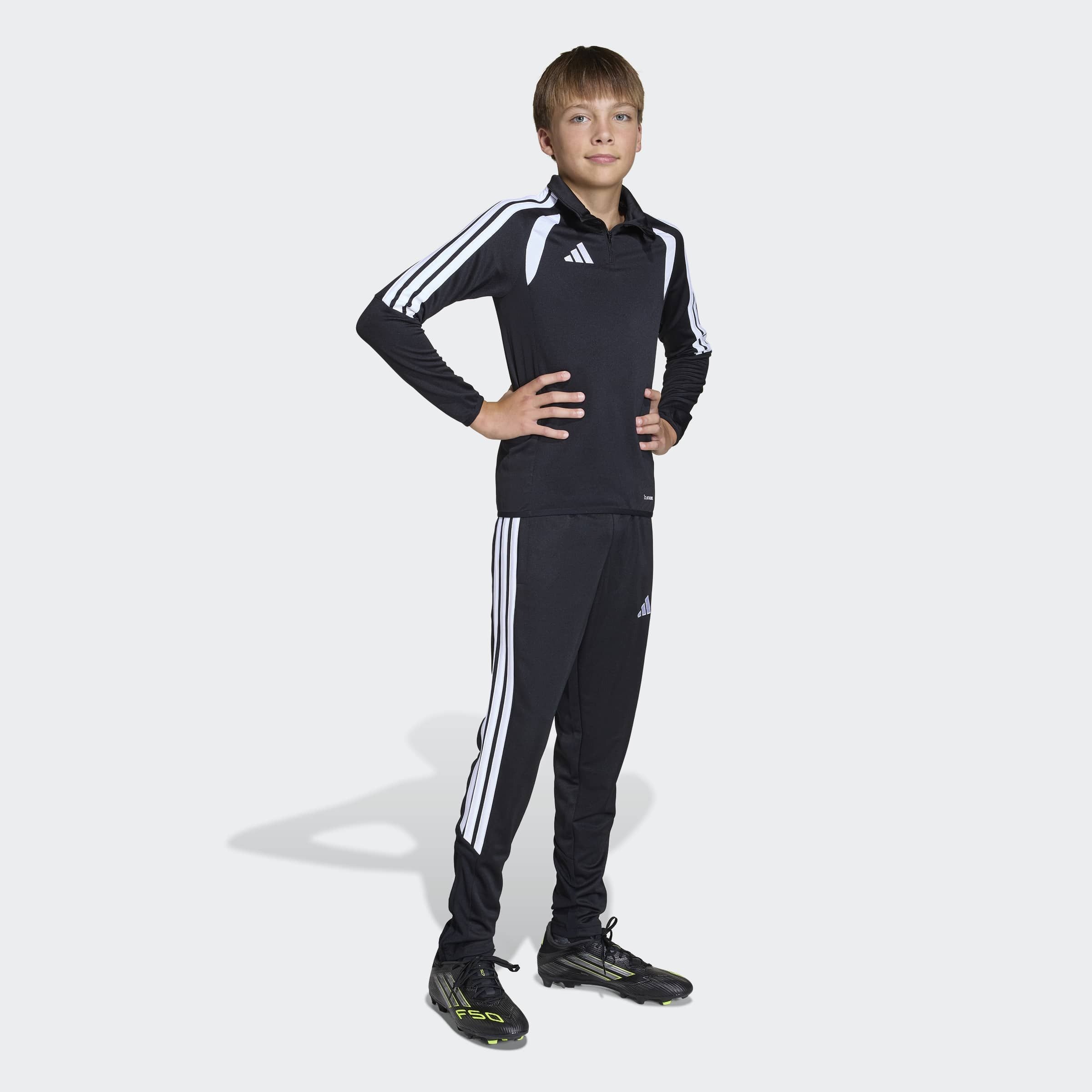 adidas Performance Trainingsshirt »TIRO26L TR TOPY« mit Reißverschluss, atmungsaktiv, schnell trocknend
