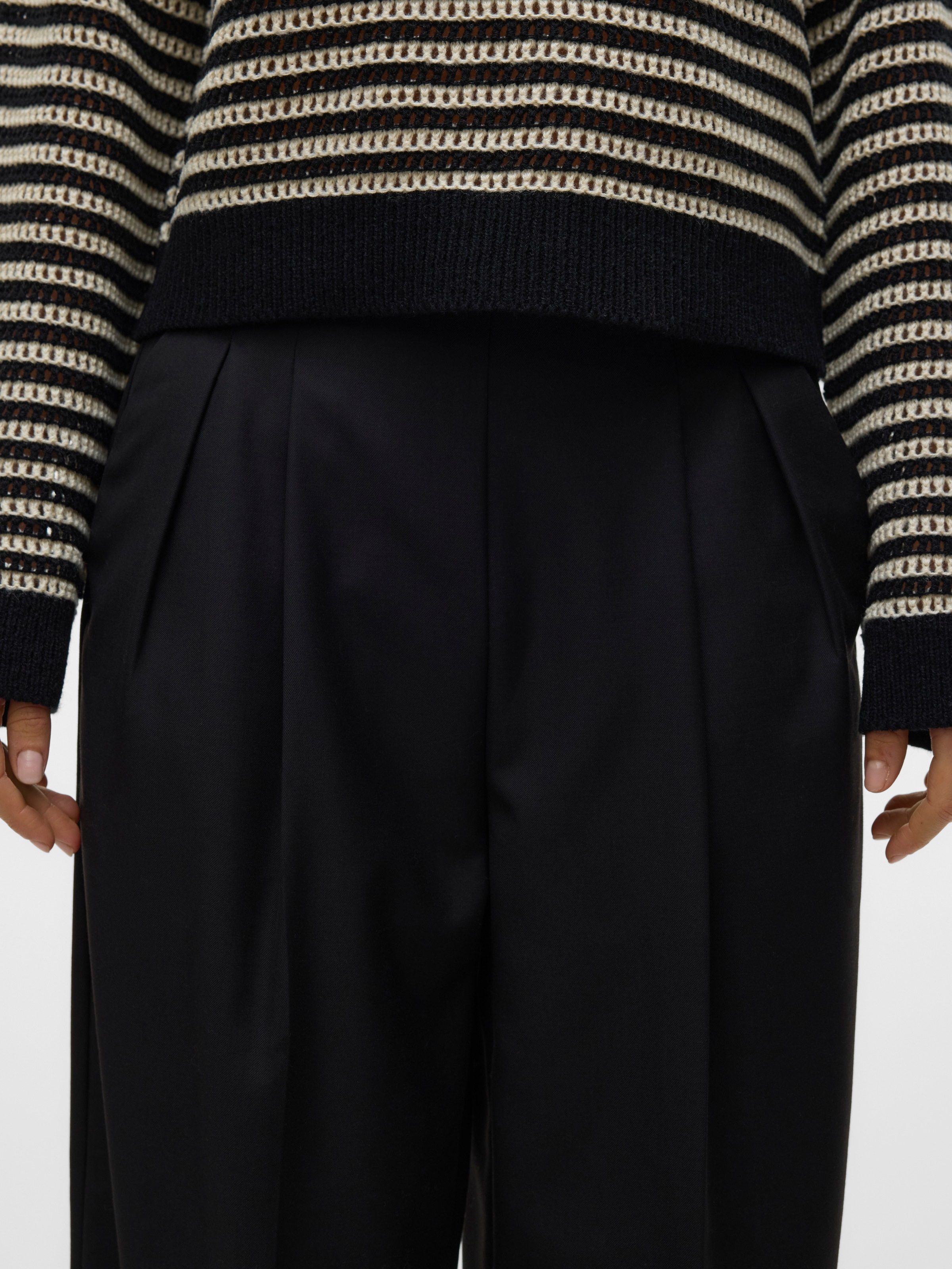 Thumbnail - Vero Moda Anzughose "VMHAILEY HW WIDE PLEAT PANT NOOS" Hose mit weitem Beinschnitt, High Waist Bund