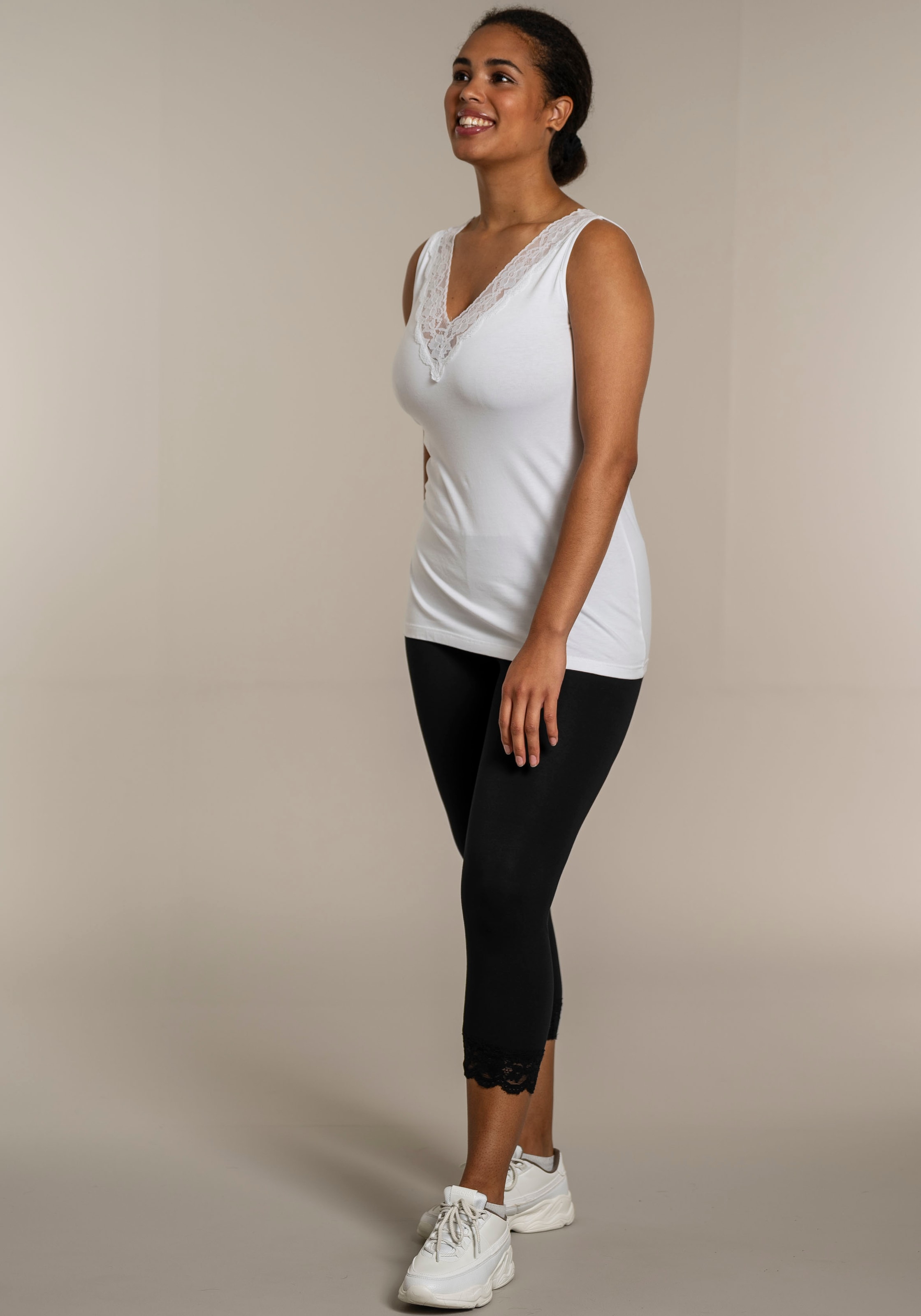 SANDGAARD 3/4-Leggings, mit Spitzeneinsatz am Saum