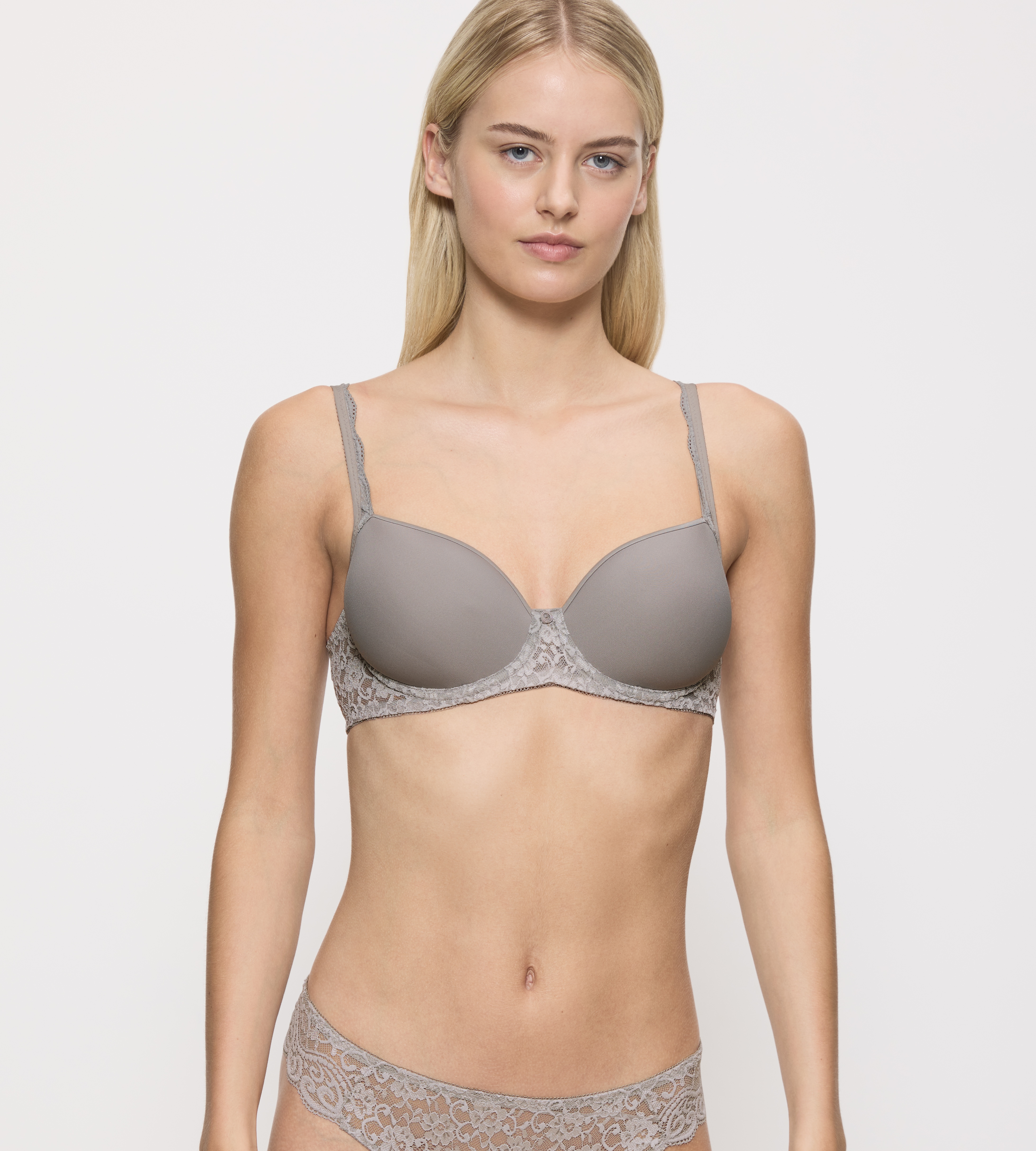 Triumph "Amourette WP" Stretch-Spitze, glatte Cups, atmungsaktiv, leicht, feminin