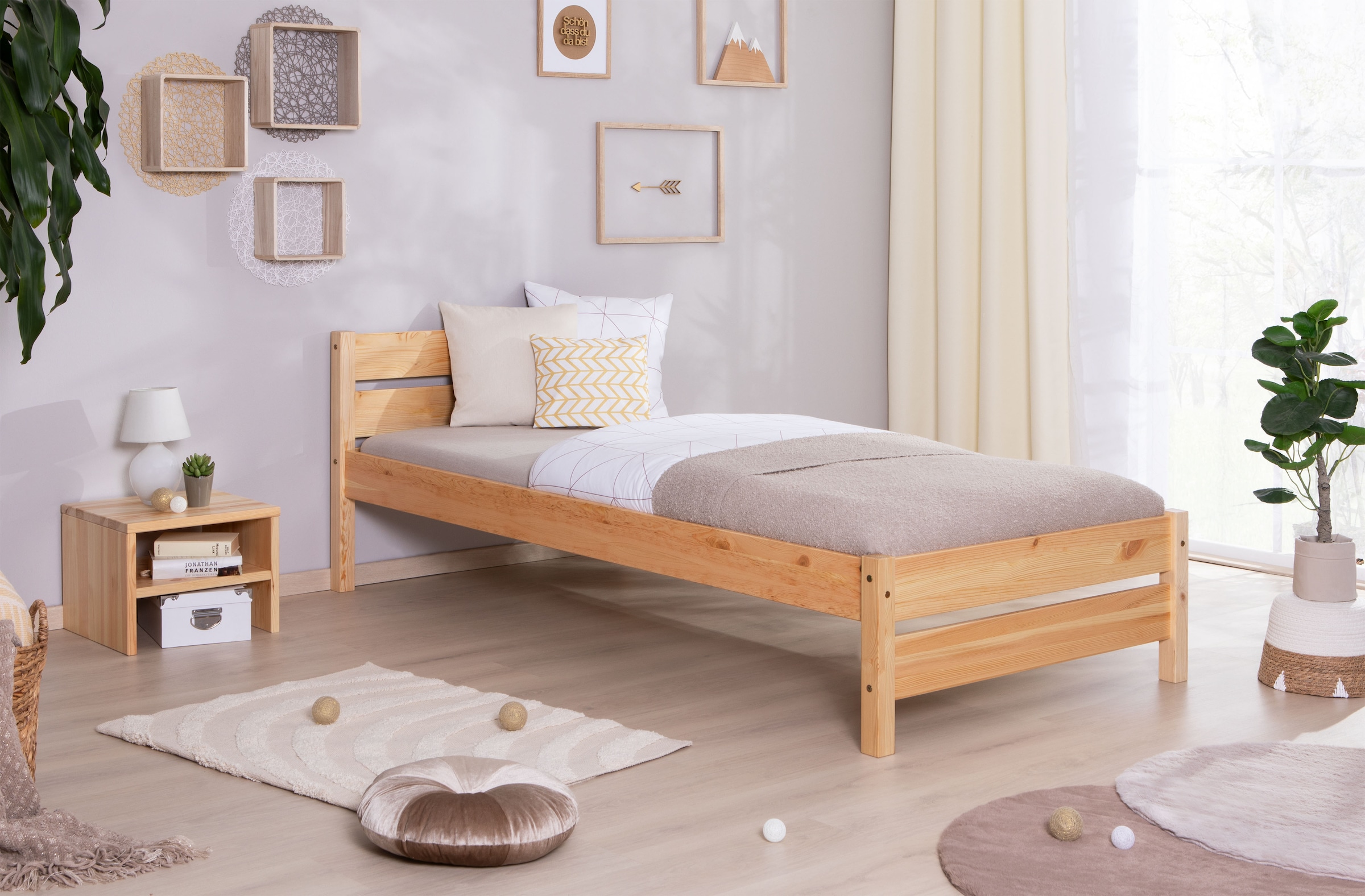 Ticaa Massivholzbett »Bora«, ideal fürs Kinder- und Jugendzimmer, inklusive Rollrost