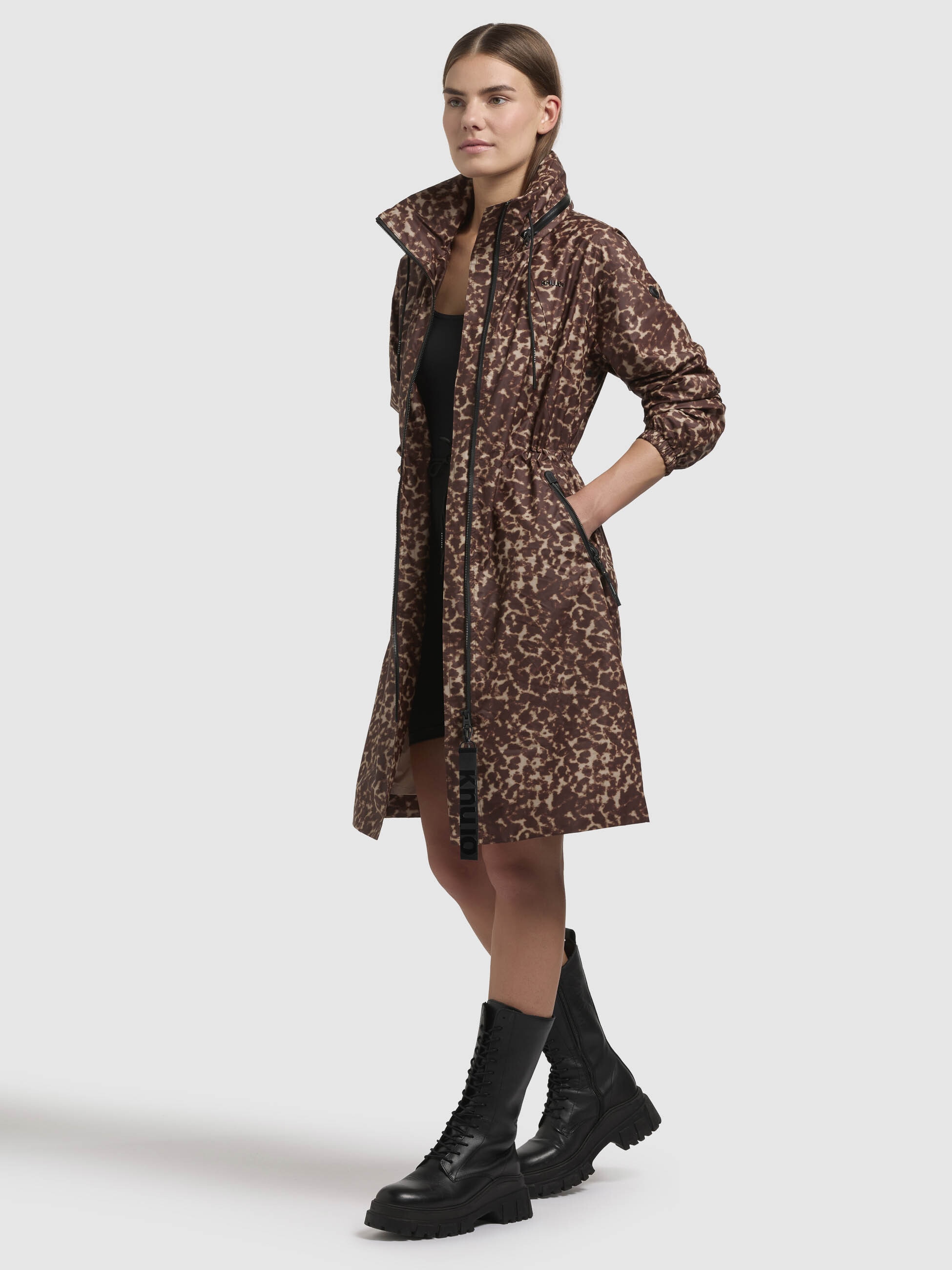 khujo Kurzmantel »ERTHE LEO PRINT«