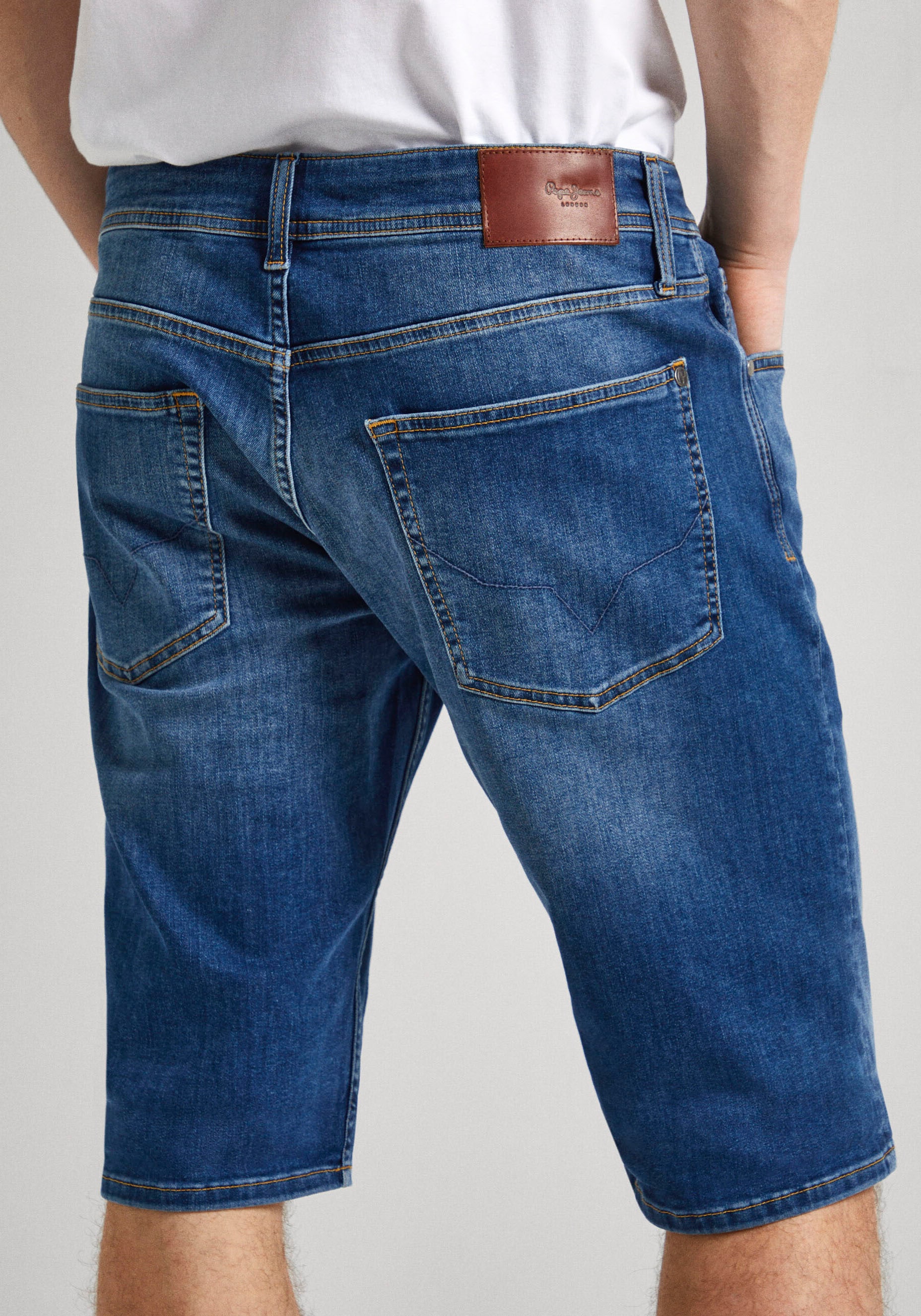 Pepe Jeans Shorts, mit Markenlabel