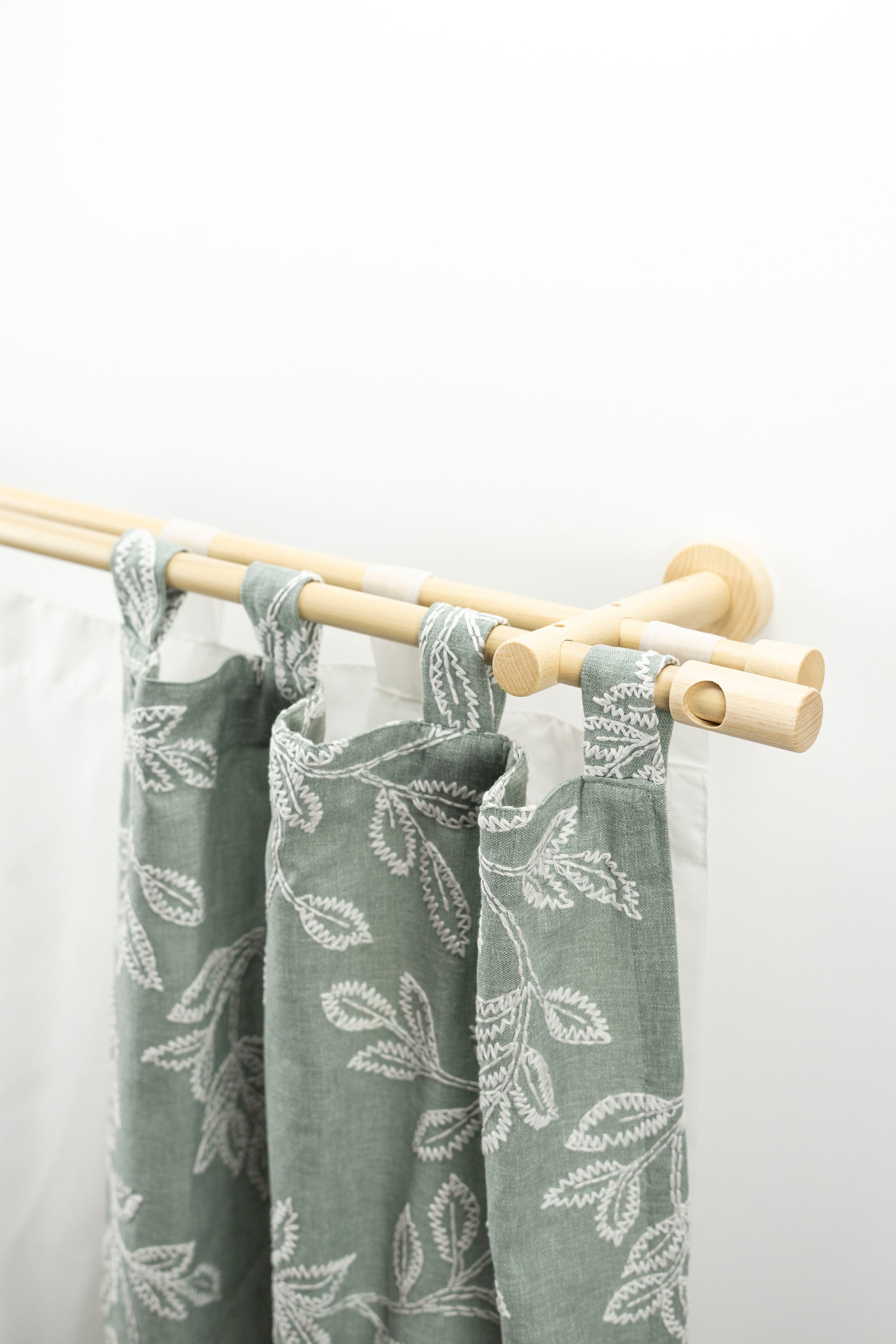 GARESA Gardinenstange "PANDRI" Ø 20 mm 2 läufig-läufig Wunschmaßlänge Vorha günstig online kaufen