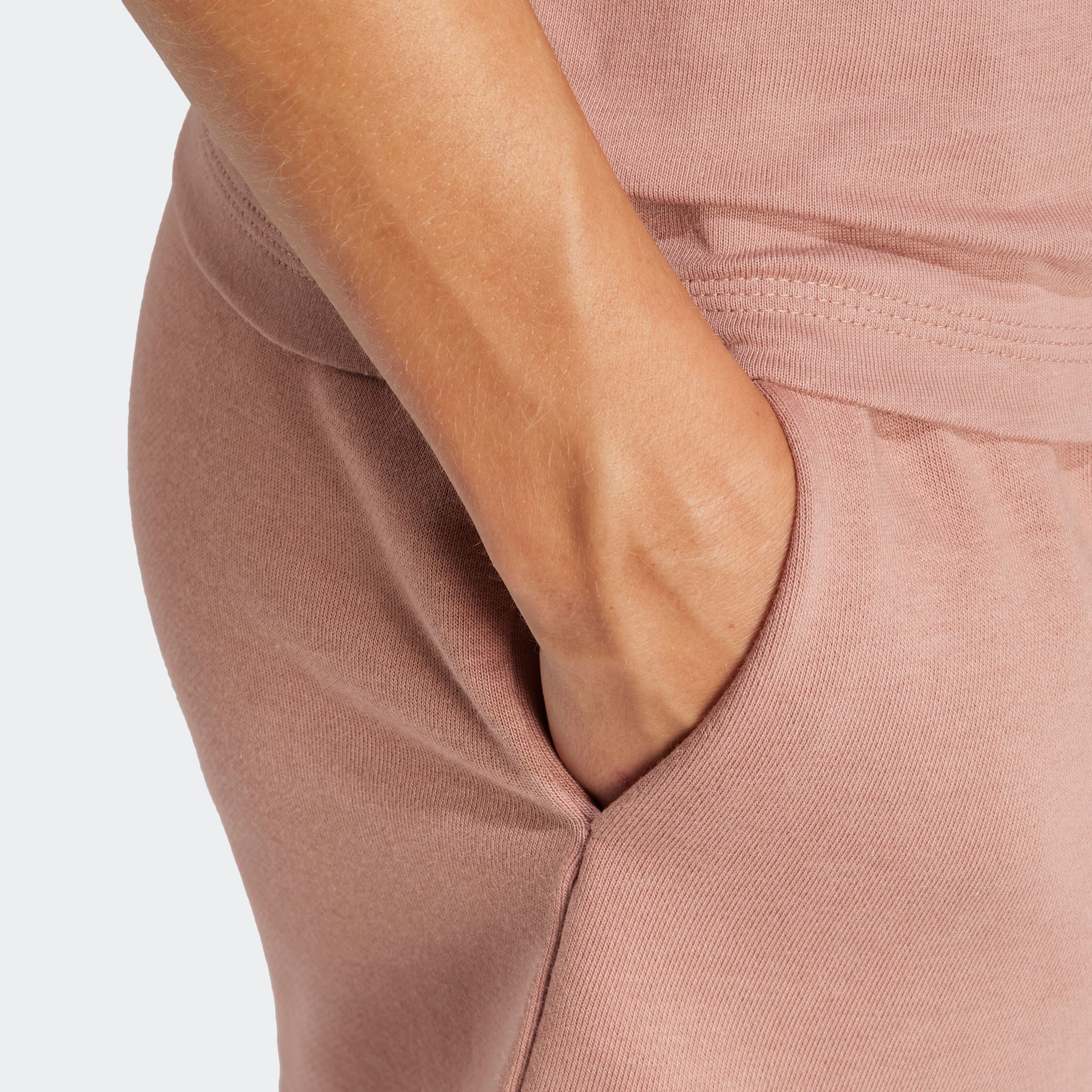 Thumbnail - adidas Sportswear Shorts "W LIN FT SHO" Mitelhoher Bund mit Kordelzug, aus weichem French Terry