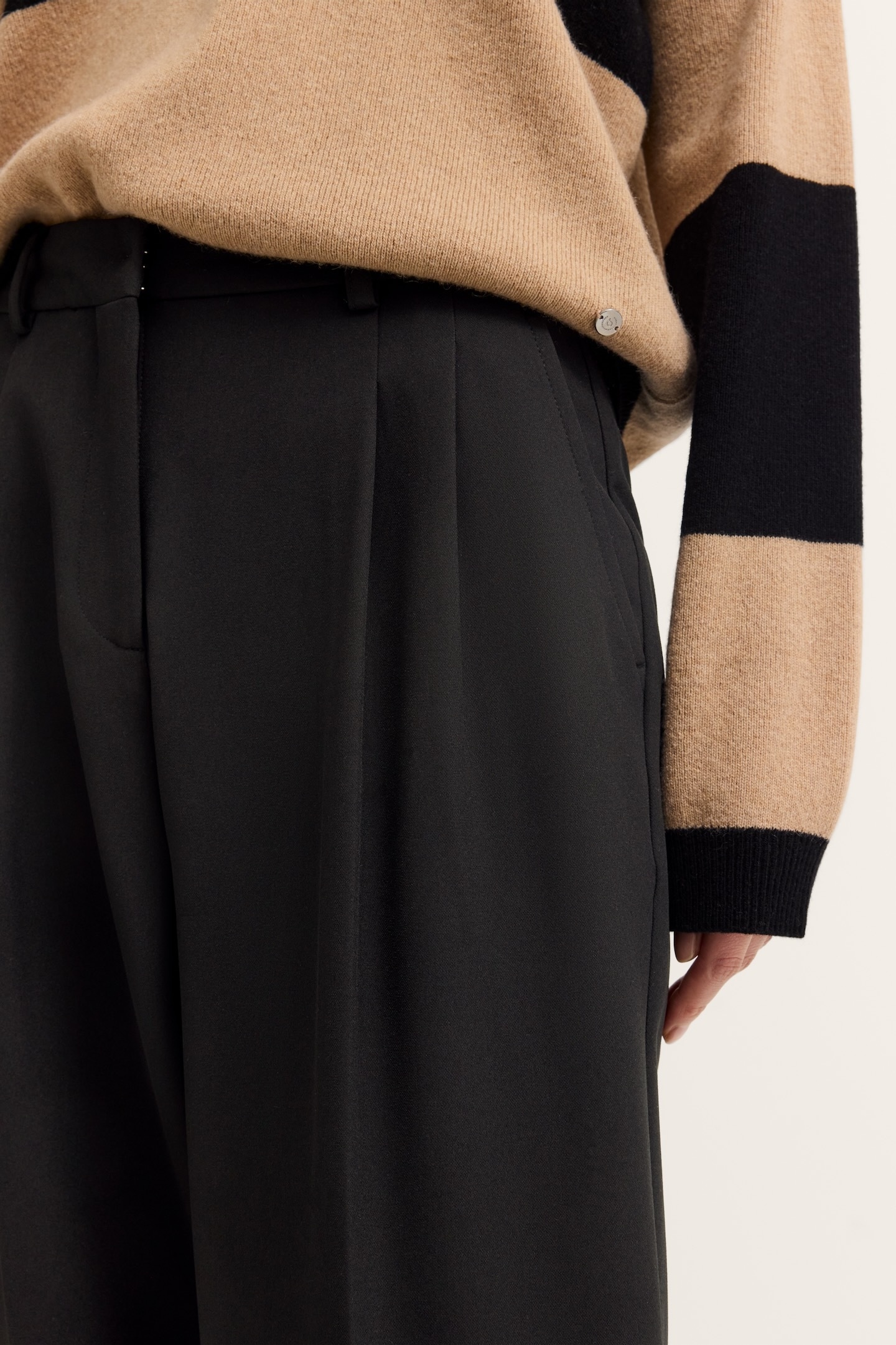 bugatti Stoffhose »doppelte Bundfalte«, mit Stretch-Anteilen