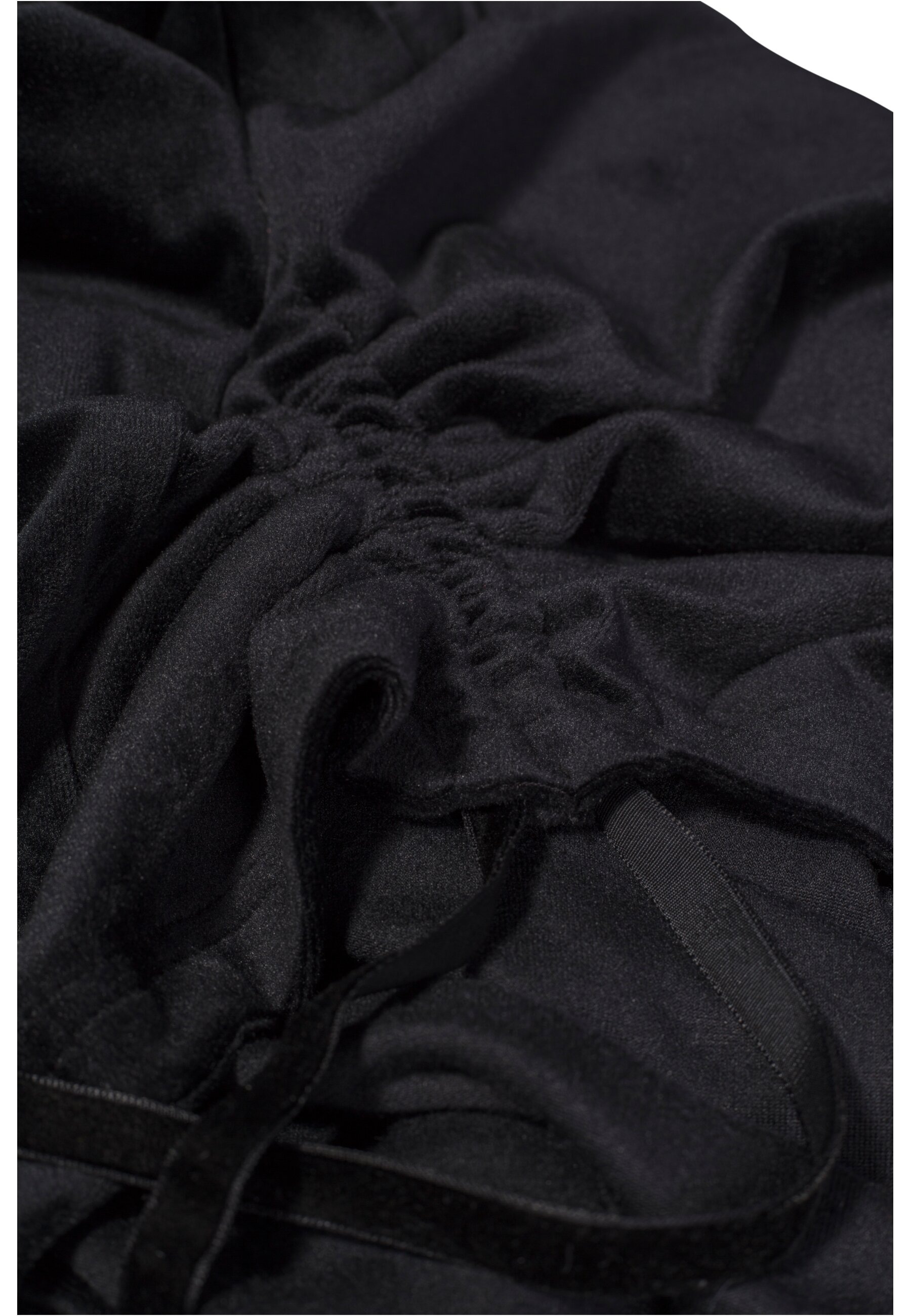 URBAN CLASSICS Rundhalspullover »Urban Classics Damen Ladies Short Velvet Gathered Hoody«, (1 tlg.)