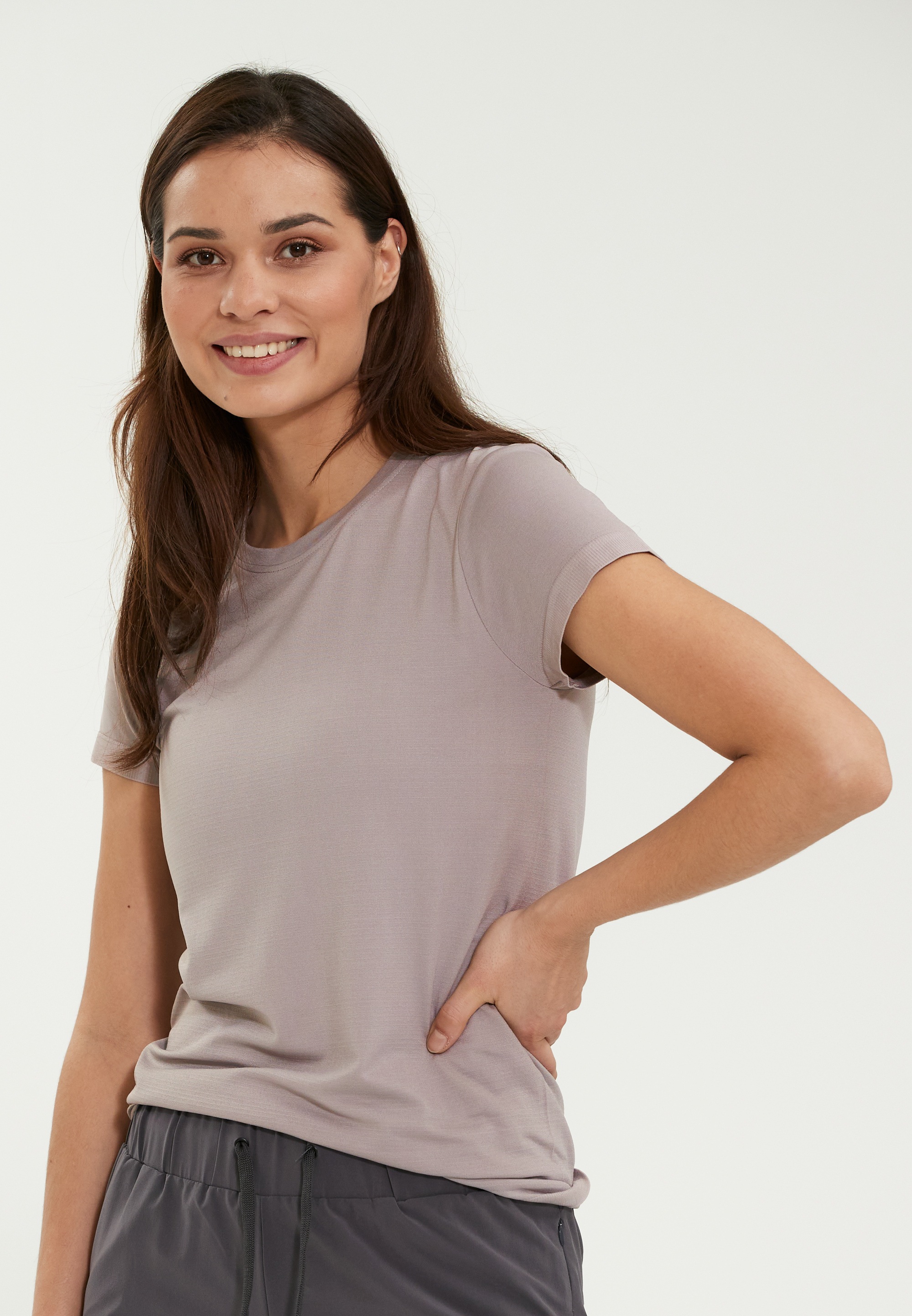 ATHLECIA Funktionsshirt »JULEE«, aus hochwertigem Funktionsmaterial