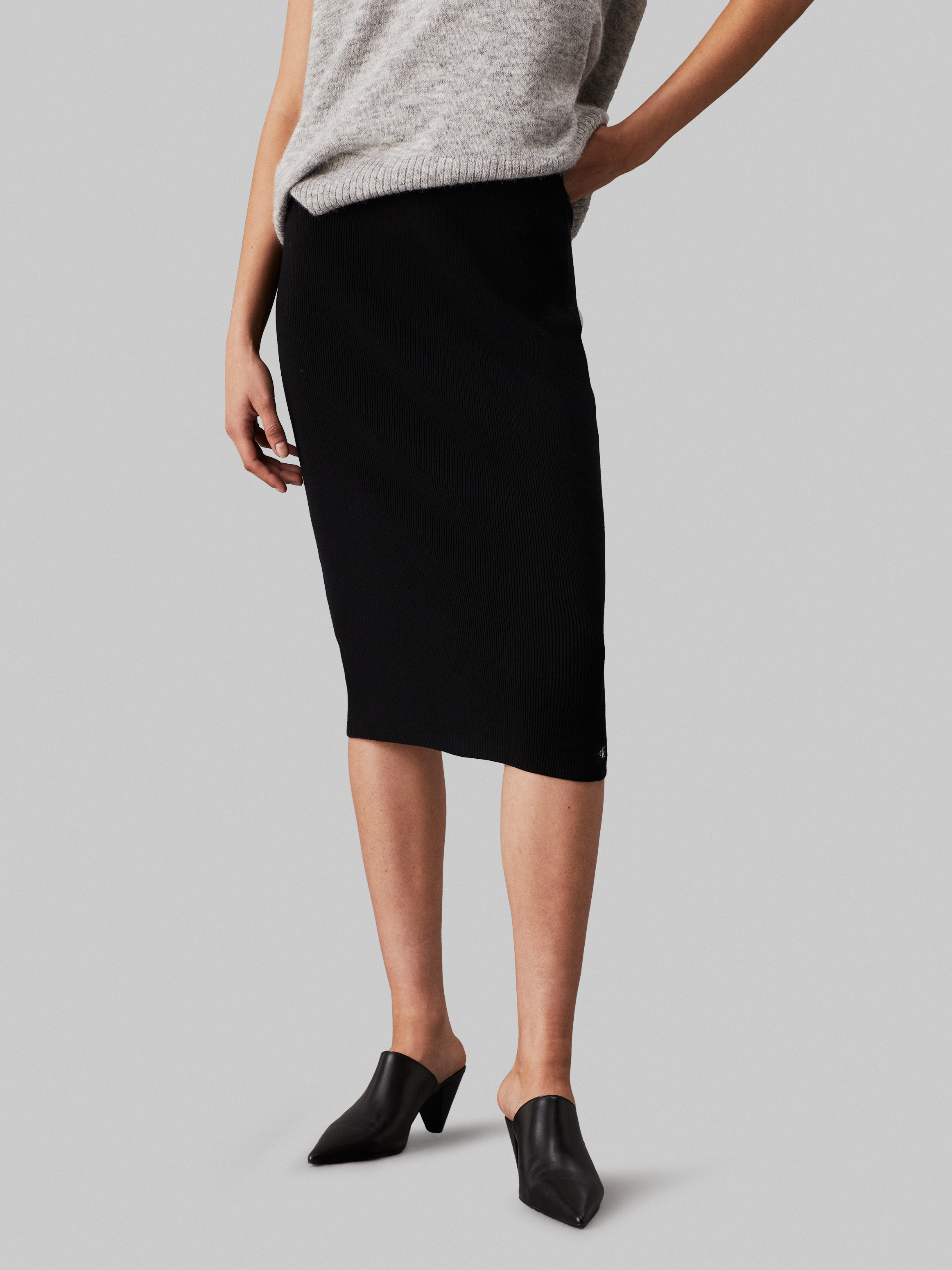 Calvin Klein Jeans Jerseyrock "WOVEN LABEL SWEATER SKIRT", mit Logopatch