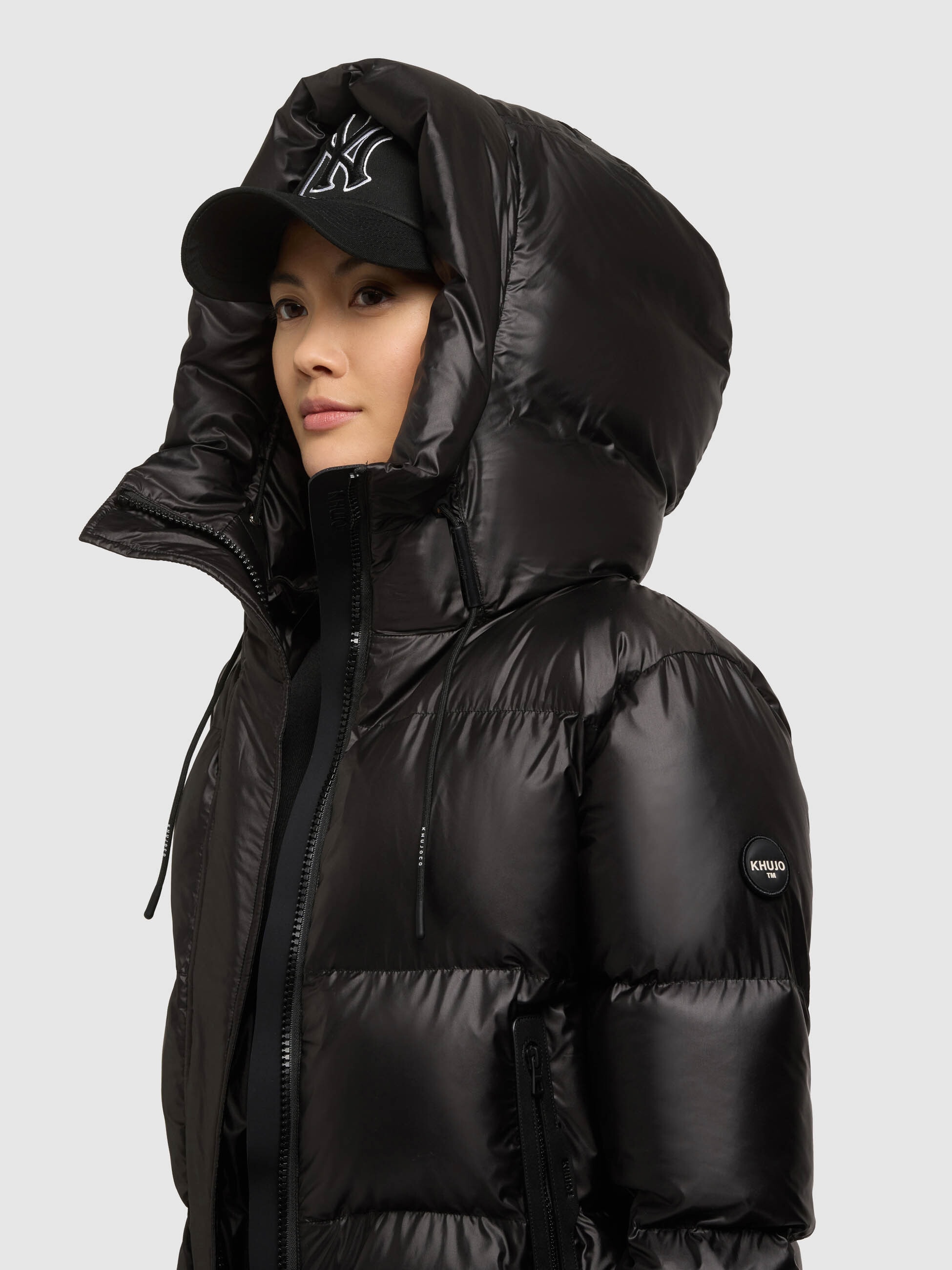 khujo Steppjacke »ENITS SHINY« mit Kapuze