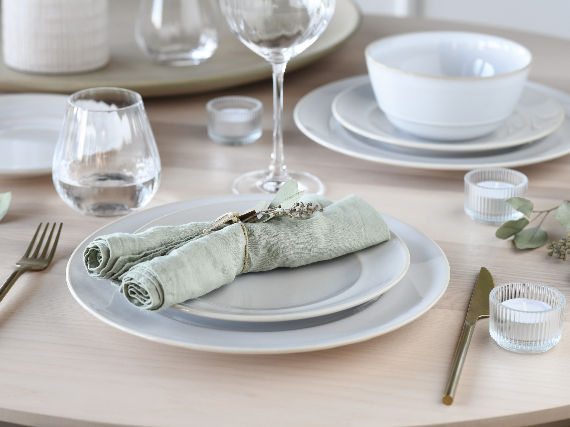 CreaTable Teller-Set »Geschirr-Set Antique«, (Set, 12 tlg., Tafelservice für 4 Personen), Service, weiß, Trendfarbe Offwhite, 12 Teile, für 4 Personen