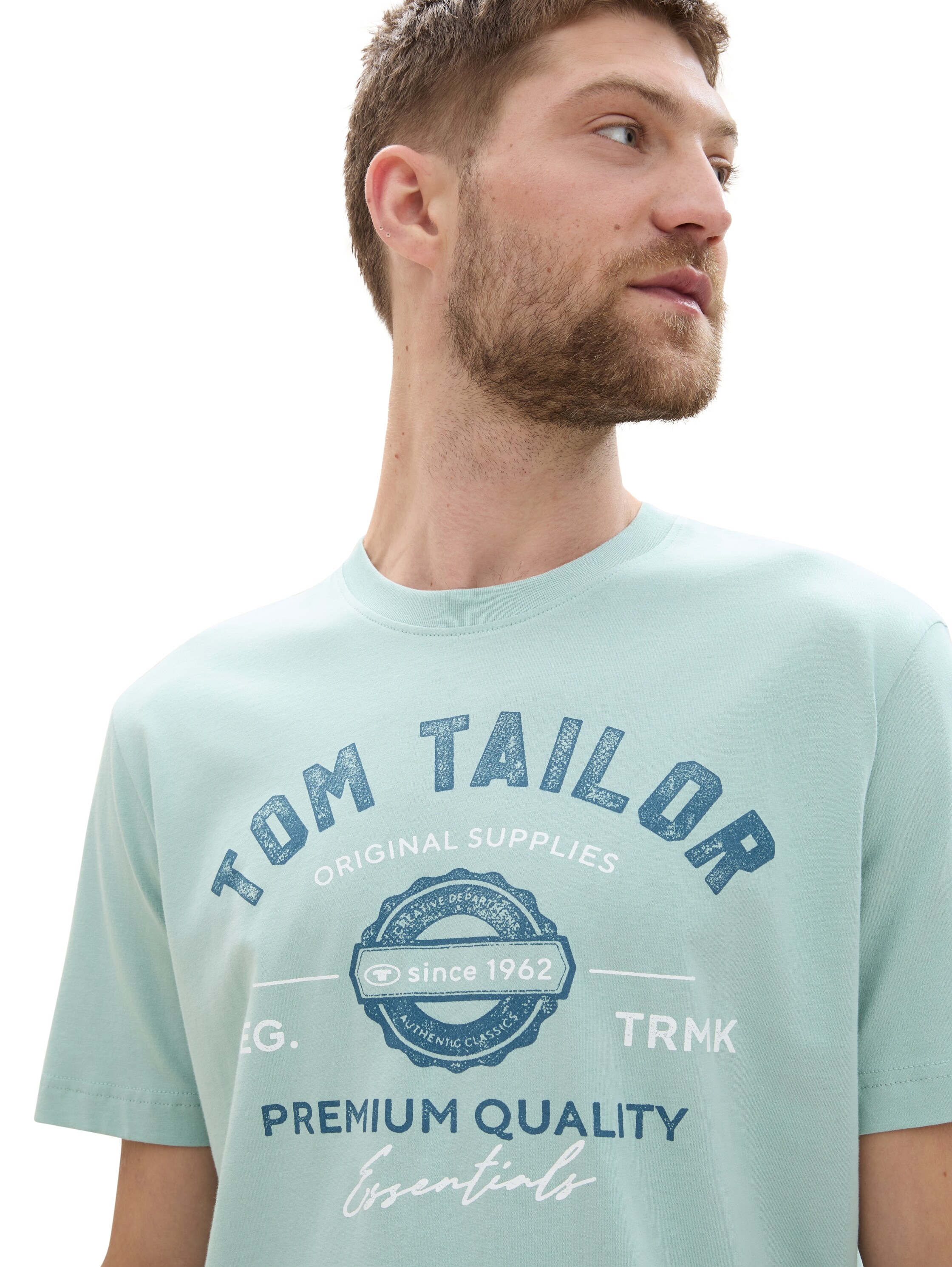 TOM TAILOR T-Shirt, mit großem Logofrontprint