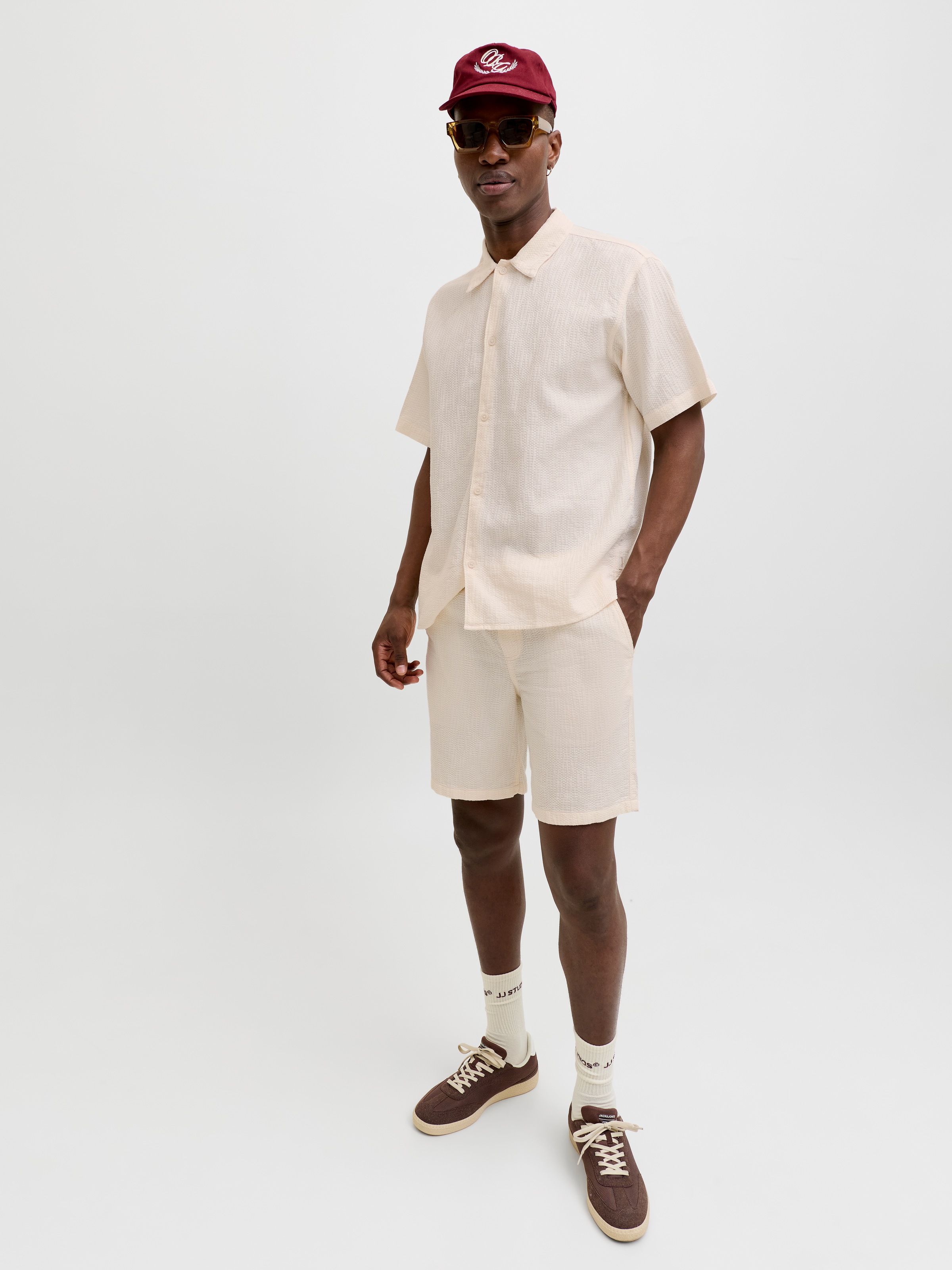 Shorts JACK & JONES "JPSTJAIDEN WAVY JOGGER SHORTS REG SN", Herren, Gr. S, N-Gr, cloud dancer, Web, Obermaterial: 100% Baumwolle, unifarben, relaxed fit kniefrei, Hosen Shorts, Baumwolle, locker geschnitten 3