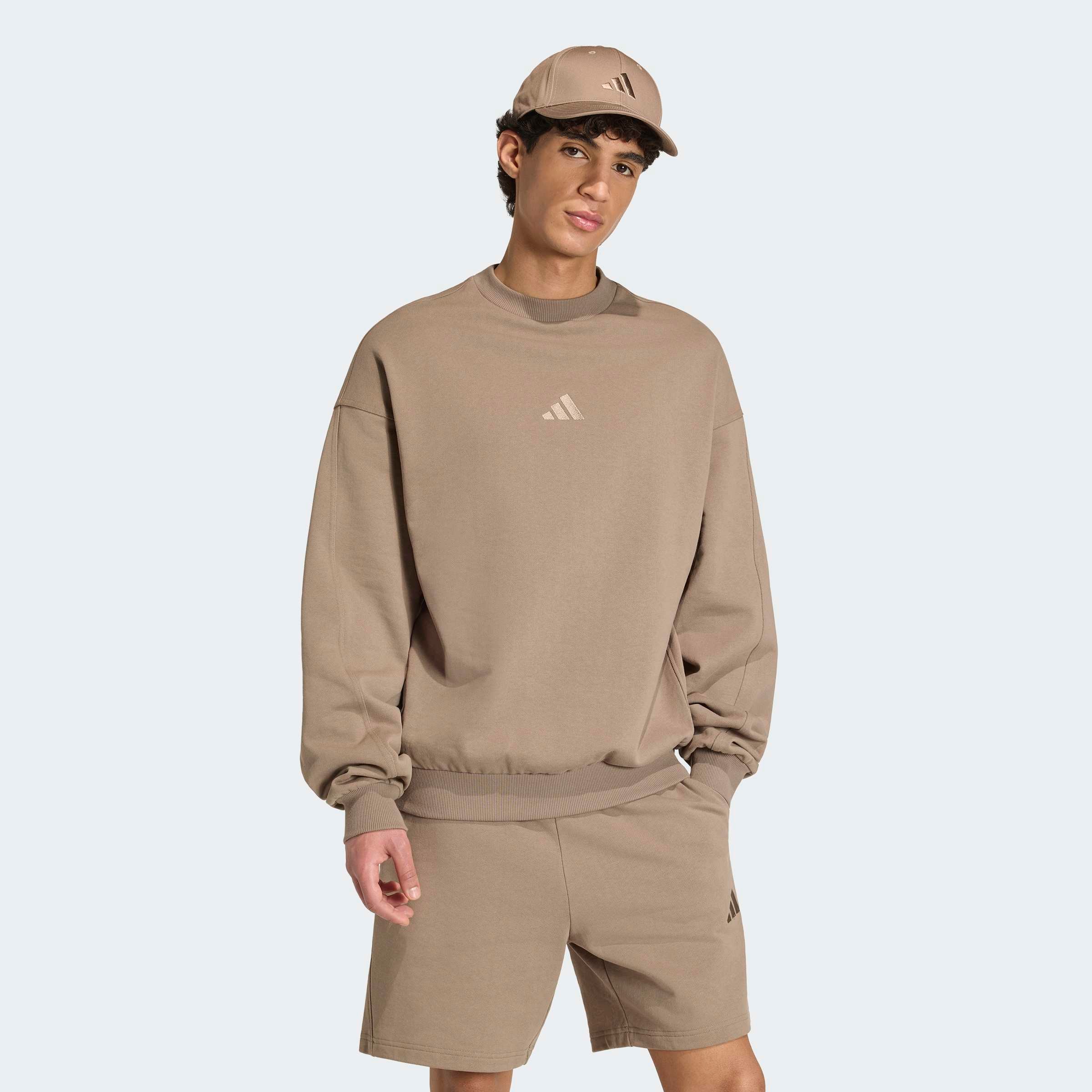 adidas Sportswear Sweatshirt "ADIDAS KIT, KLEINES LOGO", mit Rundhalsausschnitt, ohne Verschluss, in normaler Länge
