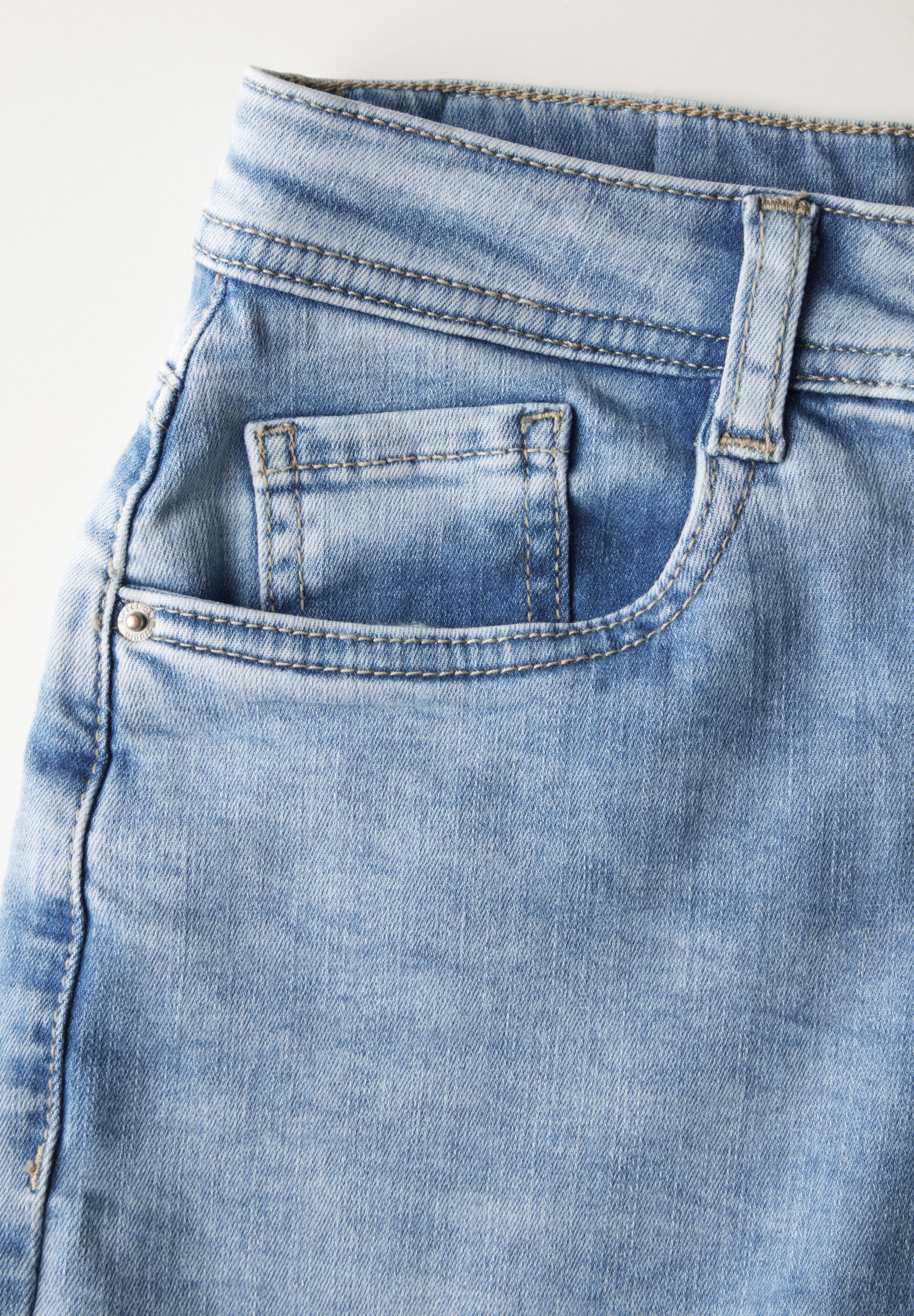 STREET ONE STUDIO Comfort-fit-Jeans, High Waist