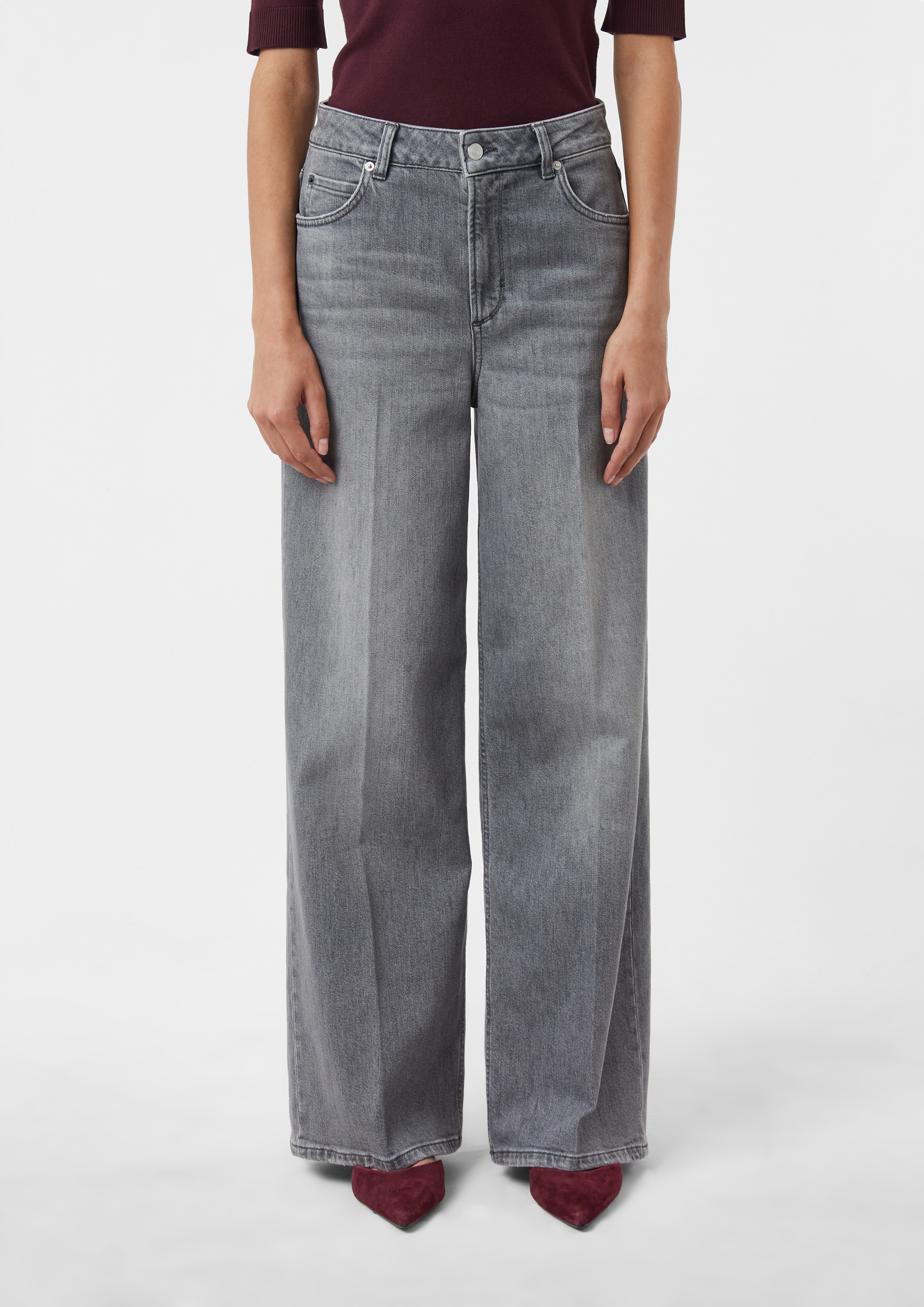comma casual identity Weite Jeans, mit Waschung und Stretch günstig online kaufen