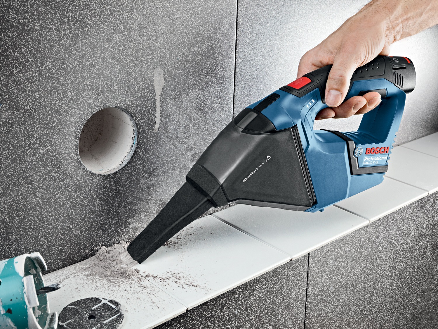 Bosch Professional Akku-Bodenstaubsauger »»GAS 12V««, Inkl. 2x Akku 3,0Ah und Schnellladegerät GAL 12V-40, in L-BOXX