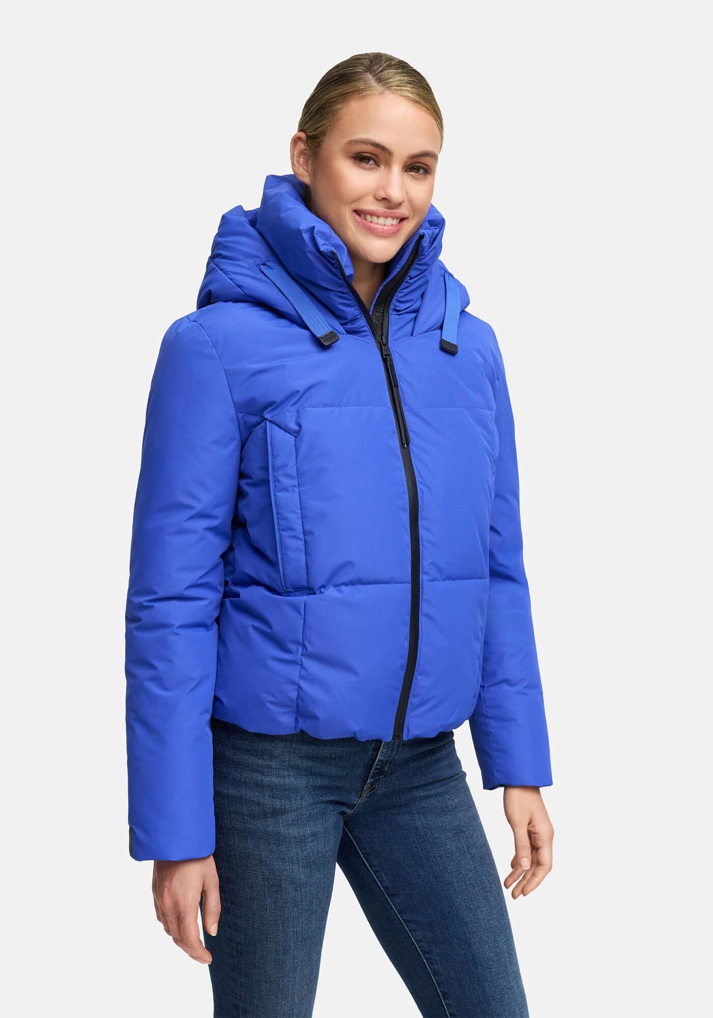 Marikoo "Ninikaa" kurze Winterjacke mit extra hohem Windschutzkragen