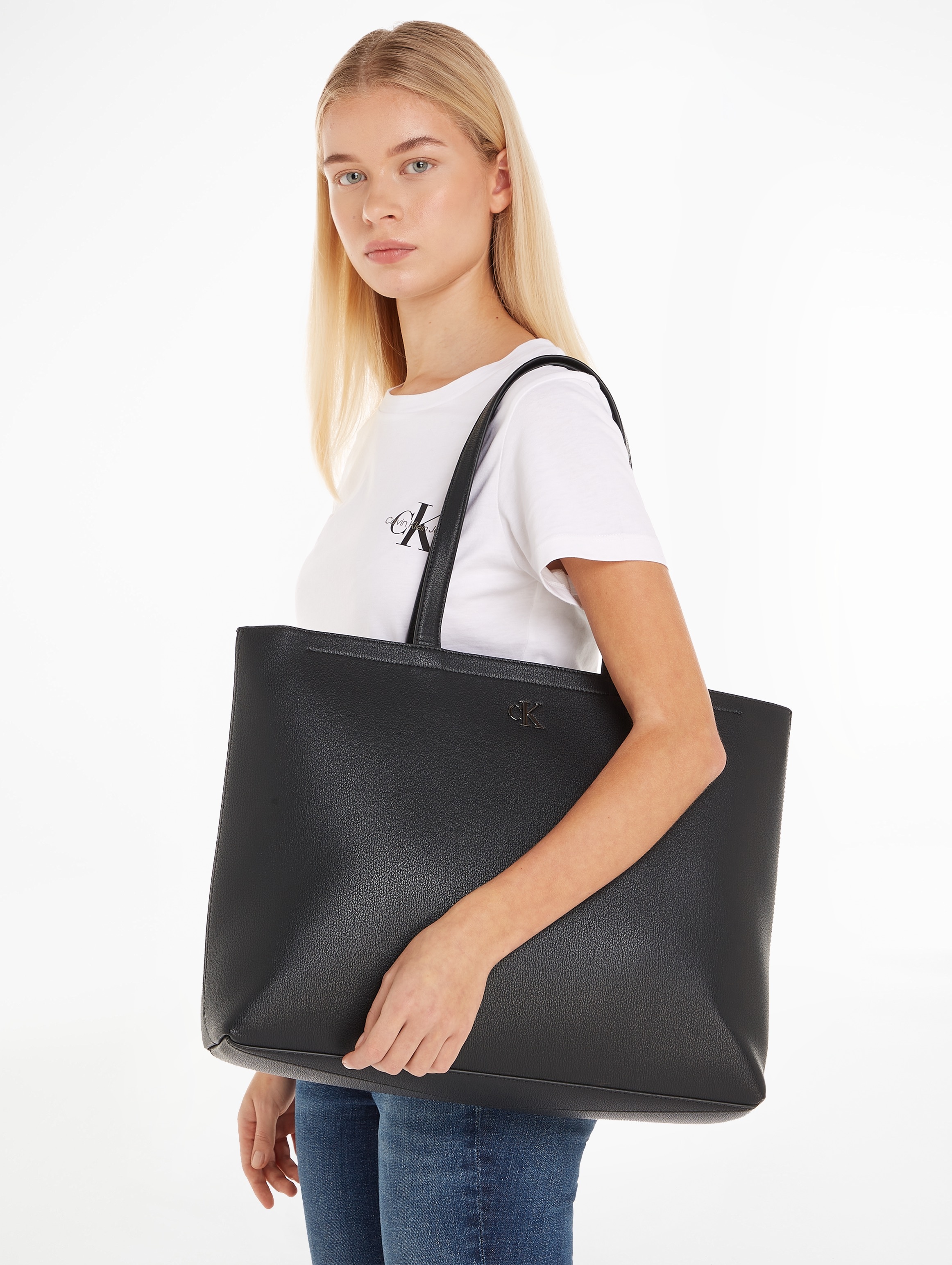 Calvin Klein Jeans Shopper »MINIMAL MONOGRAM SLIM TOTE34«, Handtasche Damen Schultertasche