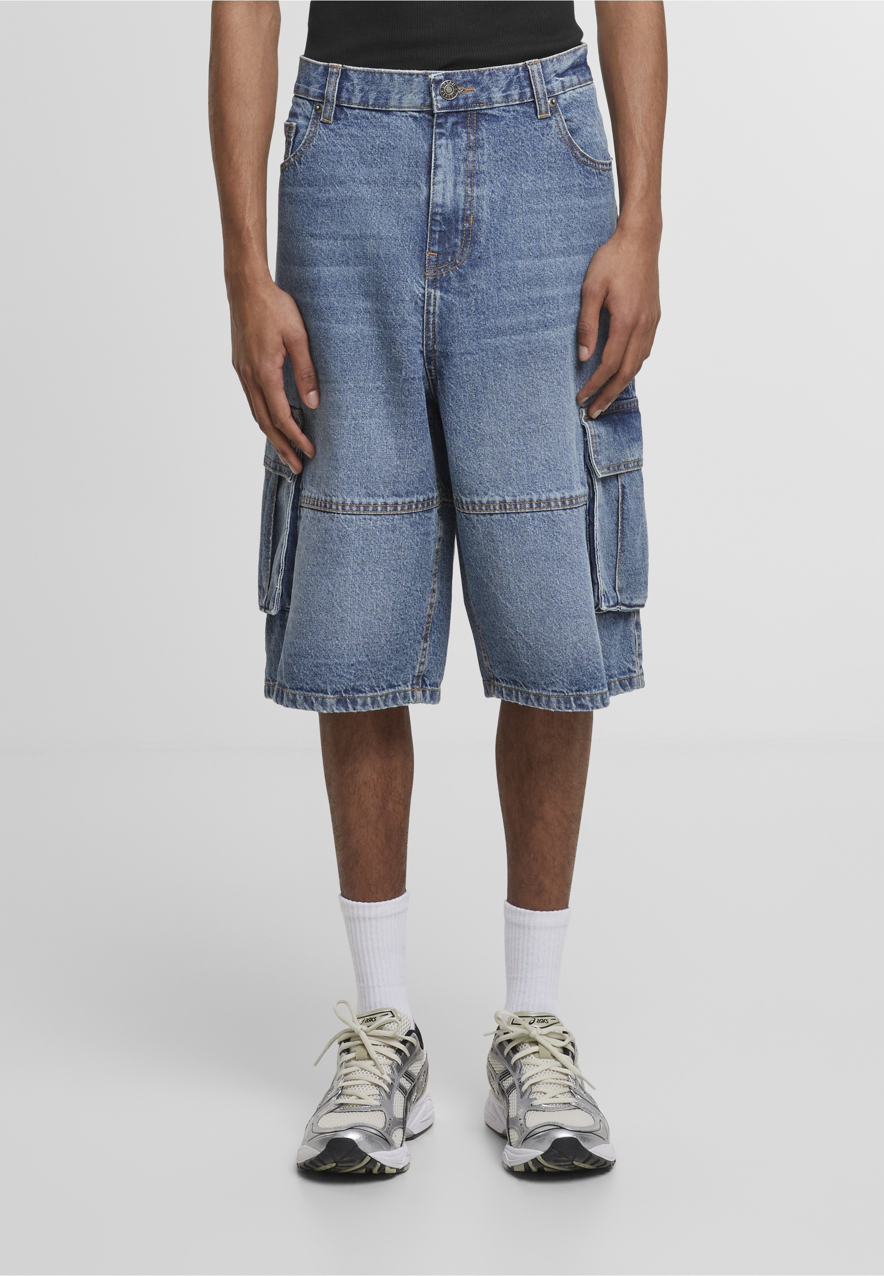 URBAN CLASSICS Shorts »Urban Classics Relaxed Denim Cargo Shorts«