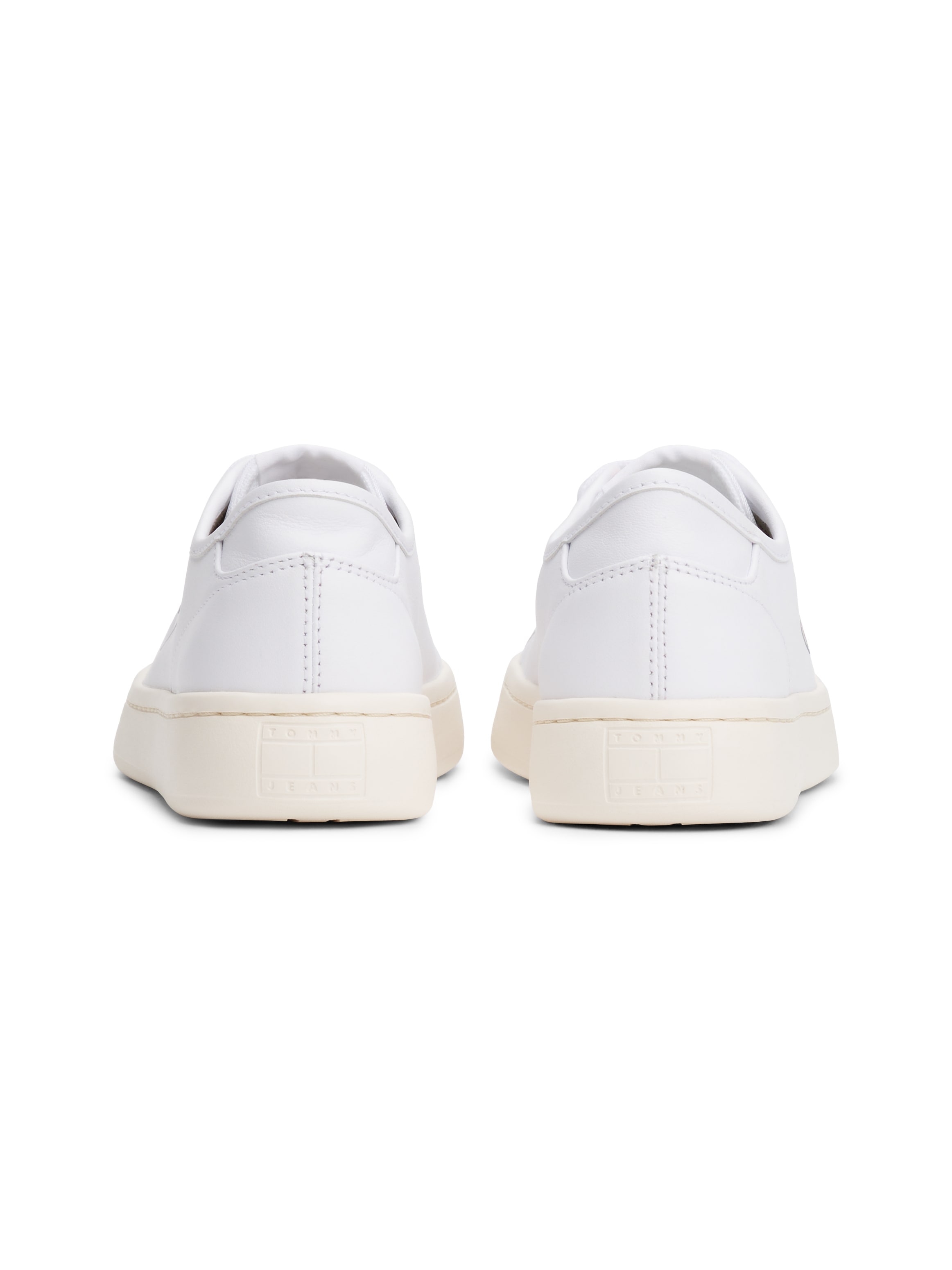 Tommy Jeans Plateausneaker »TJW LIGHTWEIGHT COURT SNEAKER«, Freizeitschuh, Halbschuh, Schnürschuh mit plakativer Logoflag