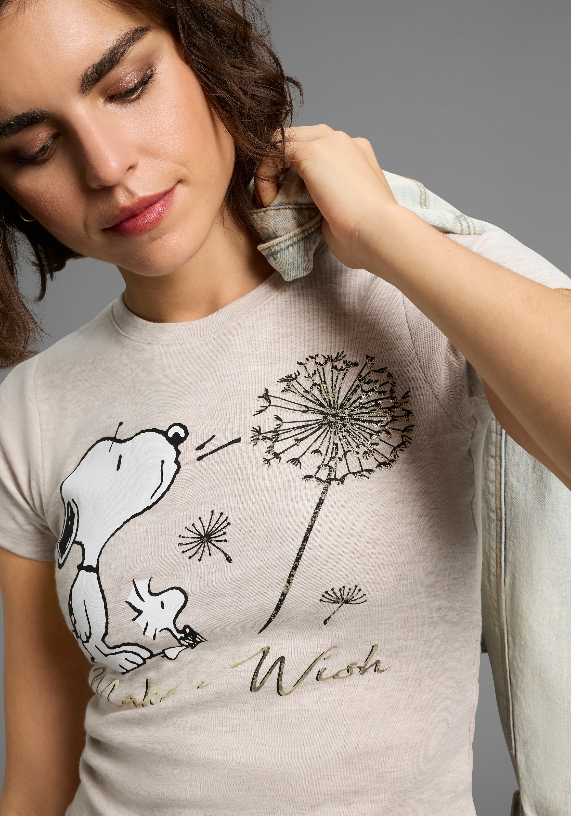 KangaROOS Kurzarmshirt, sehr figurbetonte Passform, bedruckte, melierte und günstig online kaufen