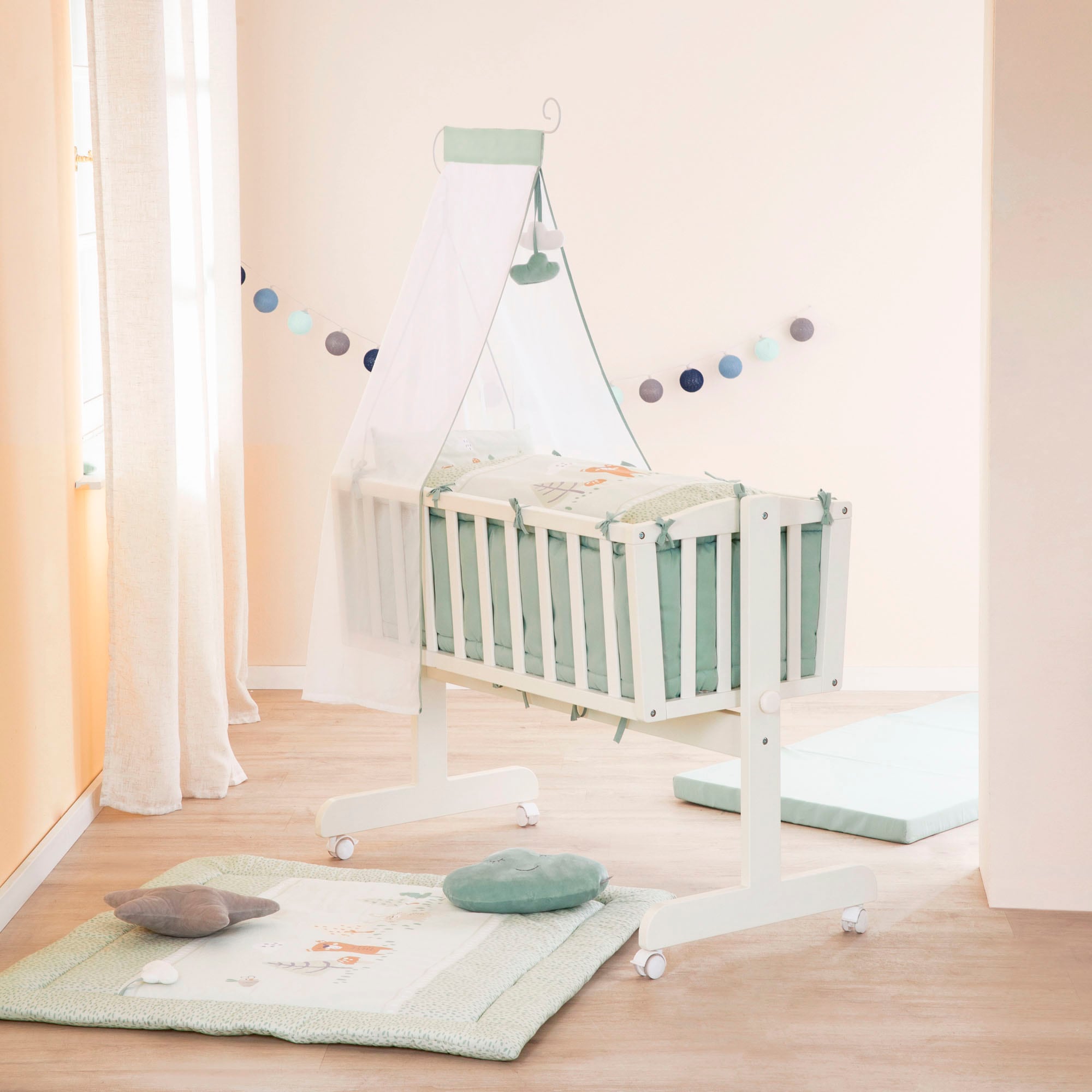 roba® Stubenbett »Woodland Buddies, Komplettwiegenset«, mit Komplettausstattung