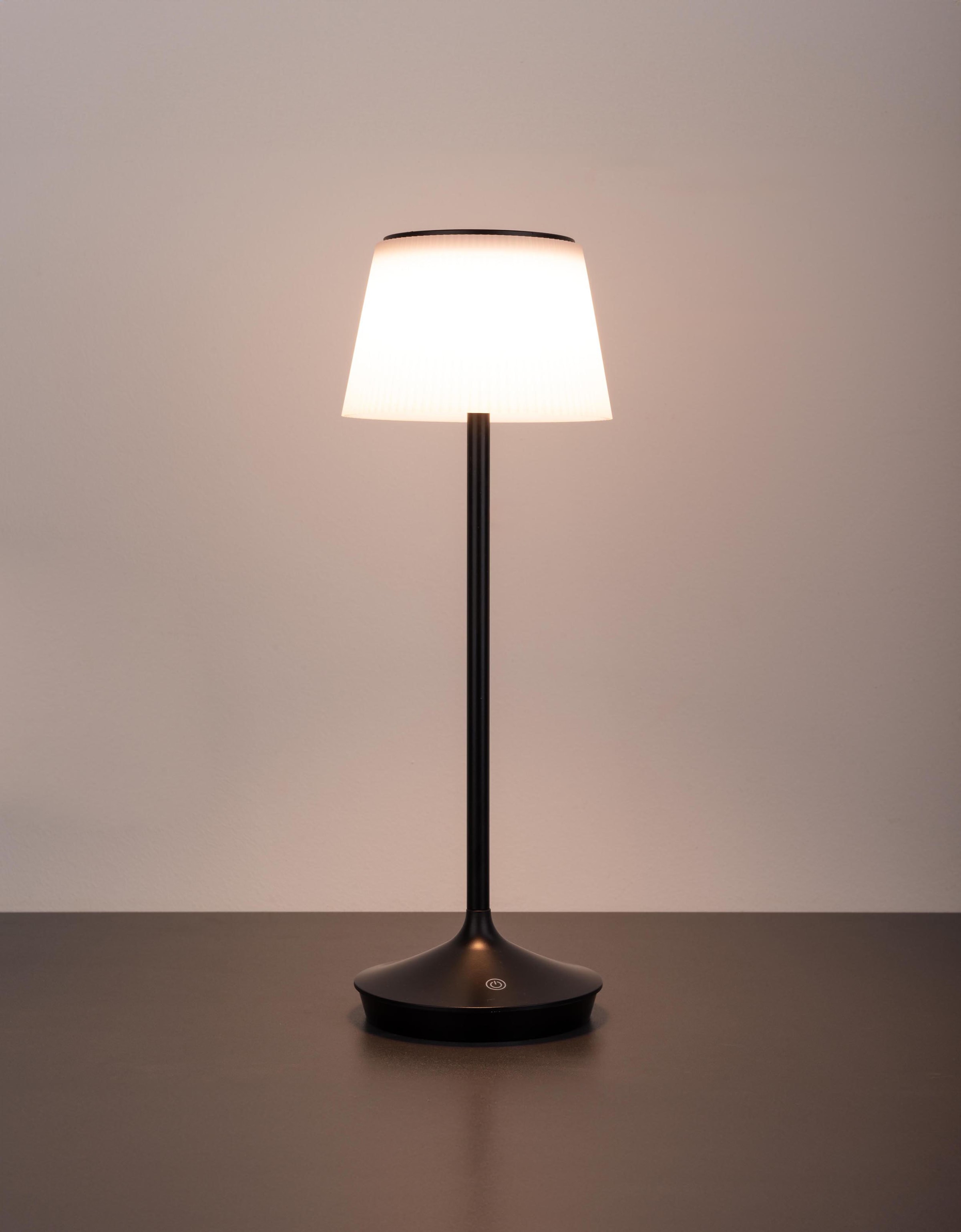 näve LED Tischleuchte »Solarleuchte / Akkuleuchte "EMMI"«, 1 flammig, Leuchtmittel LED-Modul | LED fest integriert, Solarbetrieb, Akkubetrieb, CCT, Berührungssensor, Akkutischleuchte