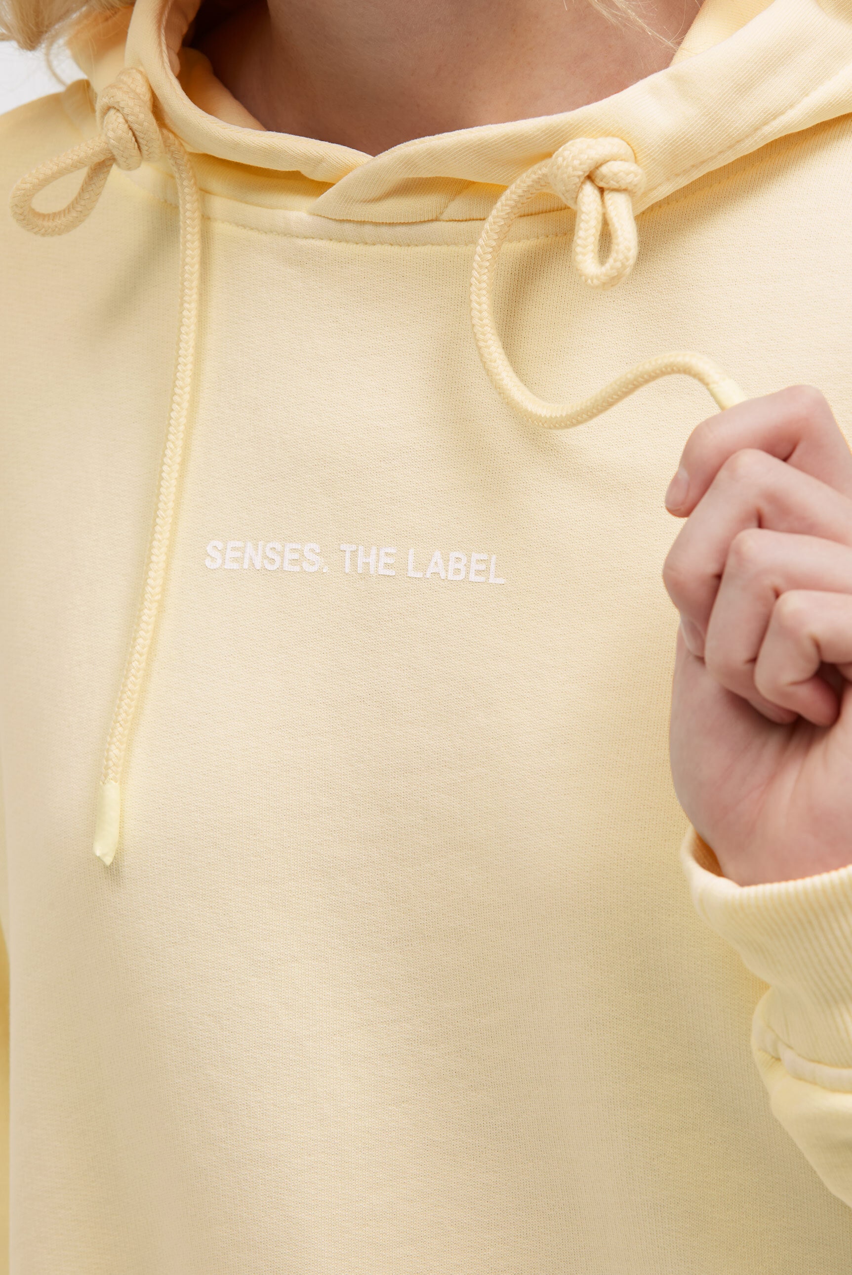 SENSES.THE LABEL Kapuzensweatshirt , mit Seitenschlitze
