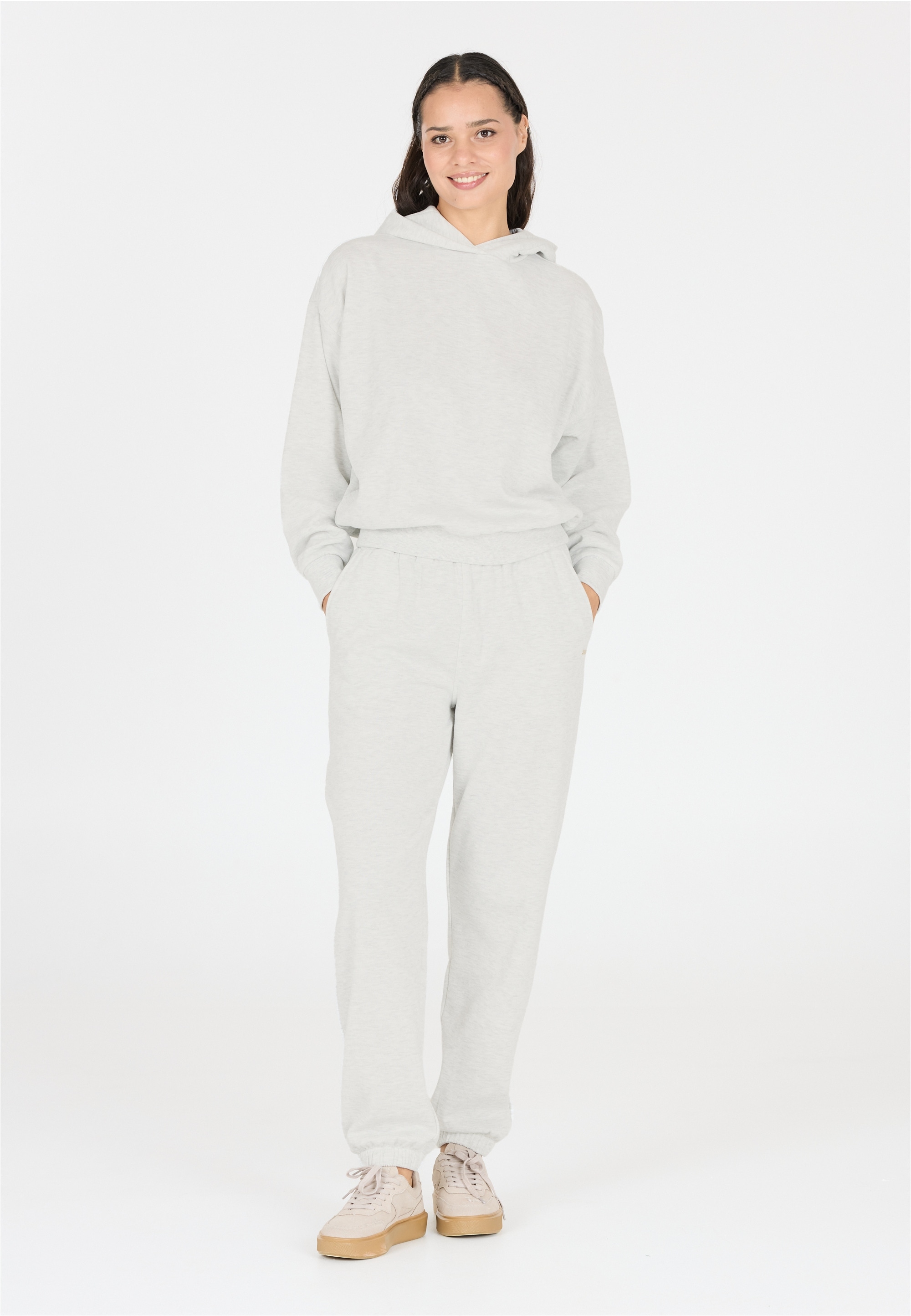 ATHLECIA Sweathose »Carmen«, Mit weichem und atmungsaktivem Tragekomfort