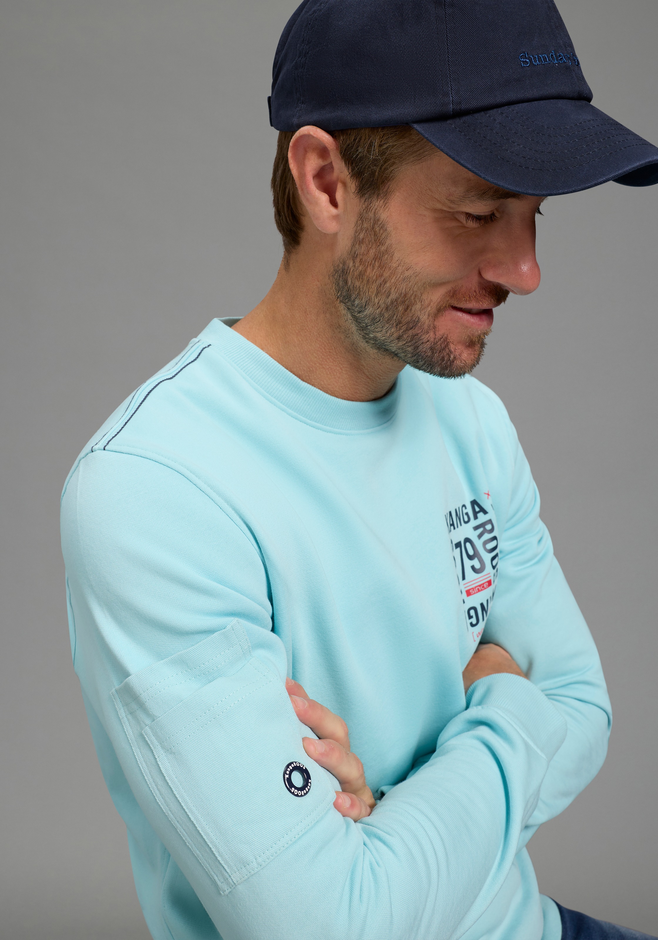 Thumbnail - KangaROOS Sweatshirt, aus angerauter Sweatware, mit Rundhalsausschnitt, Langarm-Design