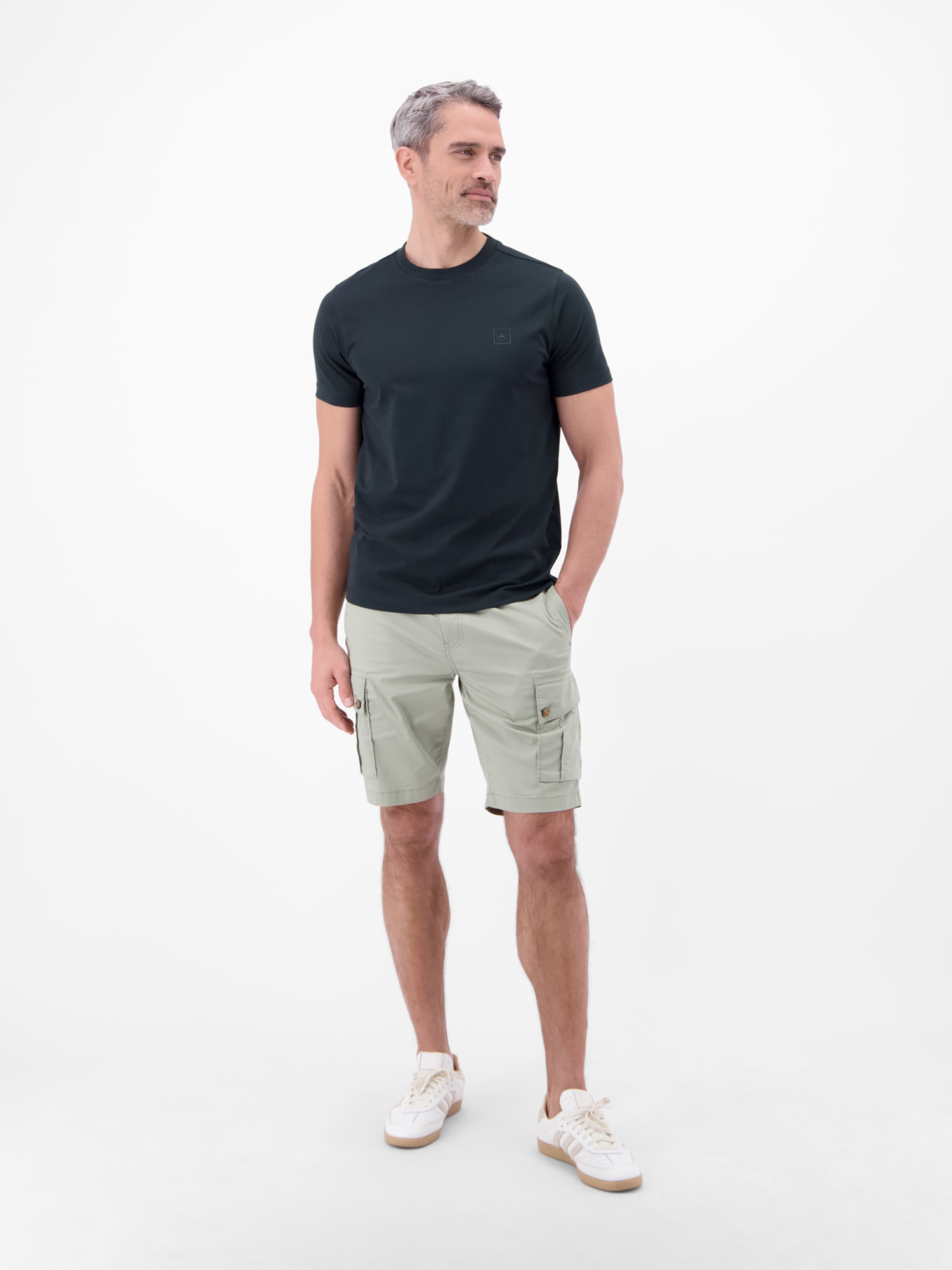 LERROS T-Shirt »T-Shirt in Cool & Dry Qualität« Feuchtigkeitsregulierend, hoher Tragekomfort, Einfarbig, Kurzarm