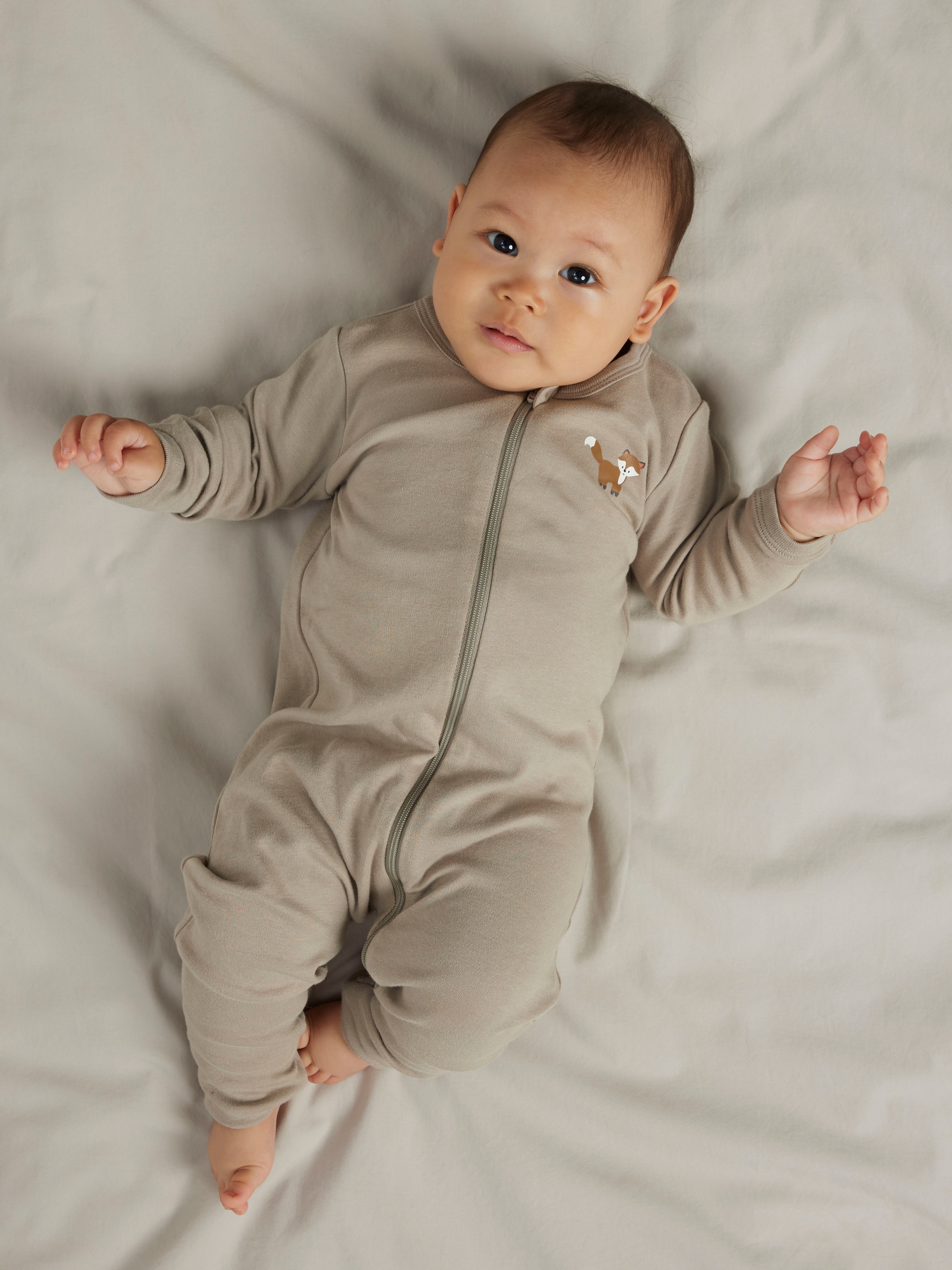 Name It Schlafanzug »NBMNIGHTSUIT 2P ZIP FF FOX NOOS« Packung, 2 tlg. zweiteiliges Set, aus Baumwolle, bequeme Passform, pflegeleicht