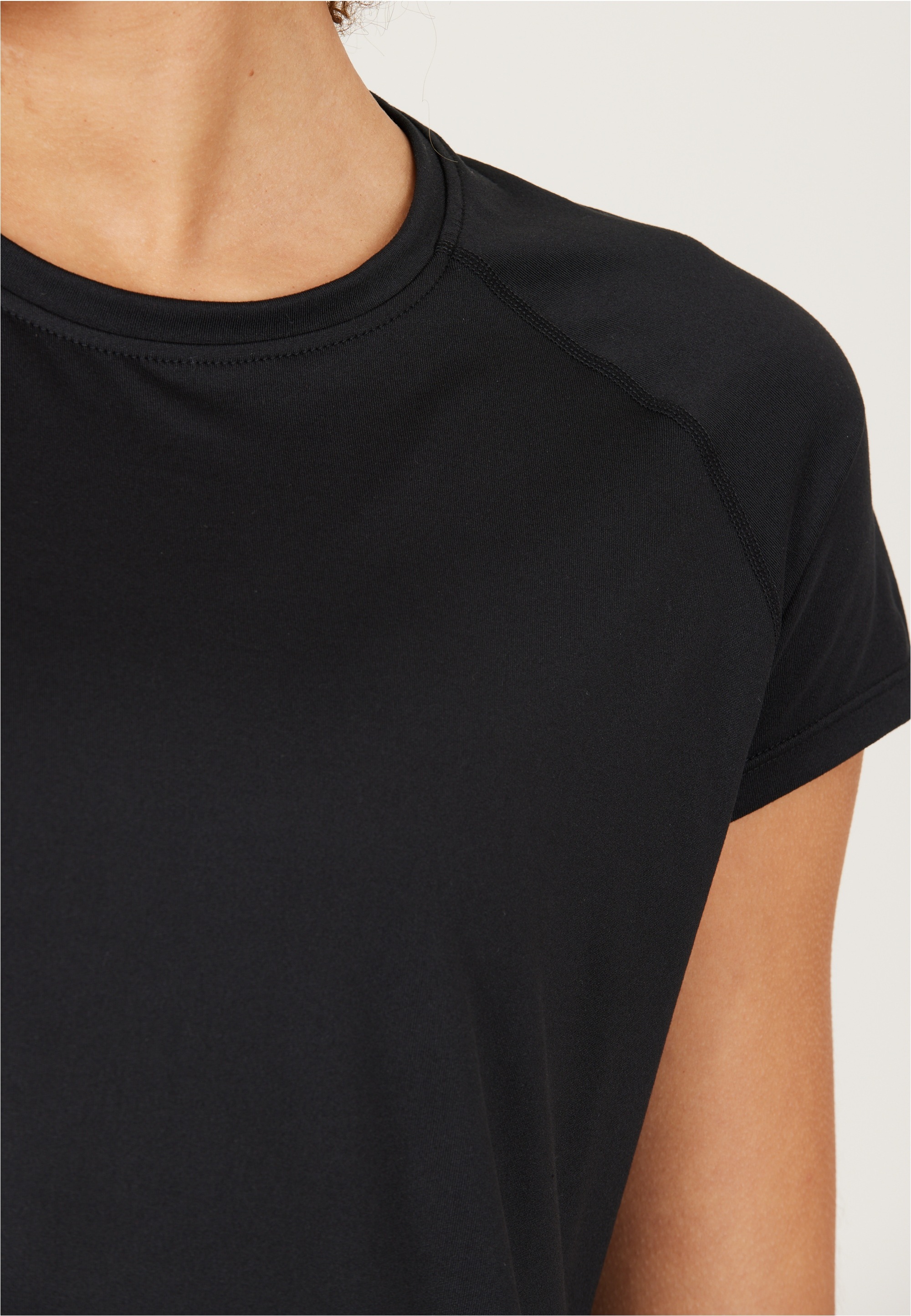 ATHLECIA Fleeceshirt »Gaina«, aus weichem Material mit recycelten Anteilen