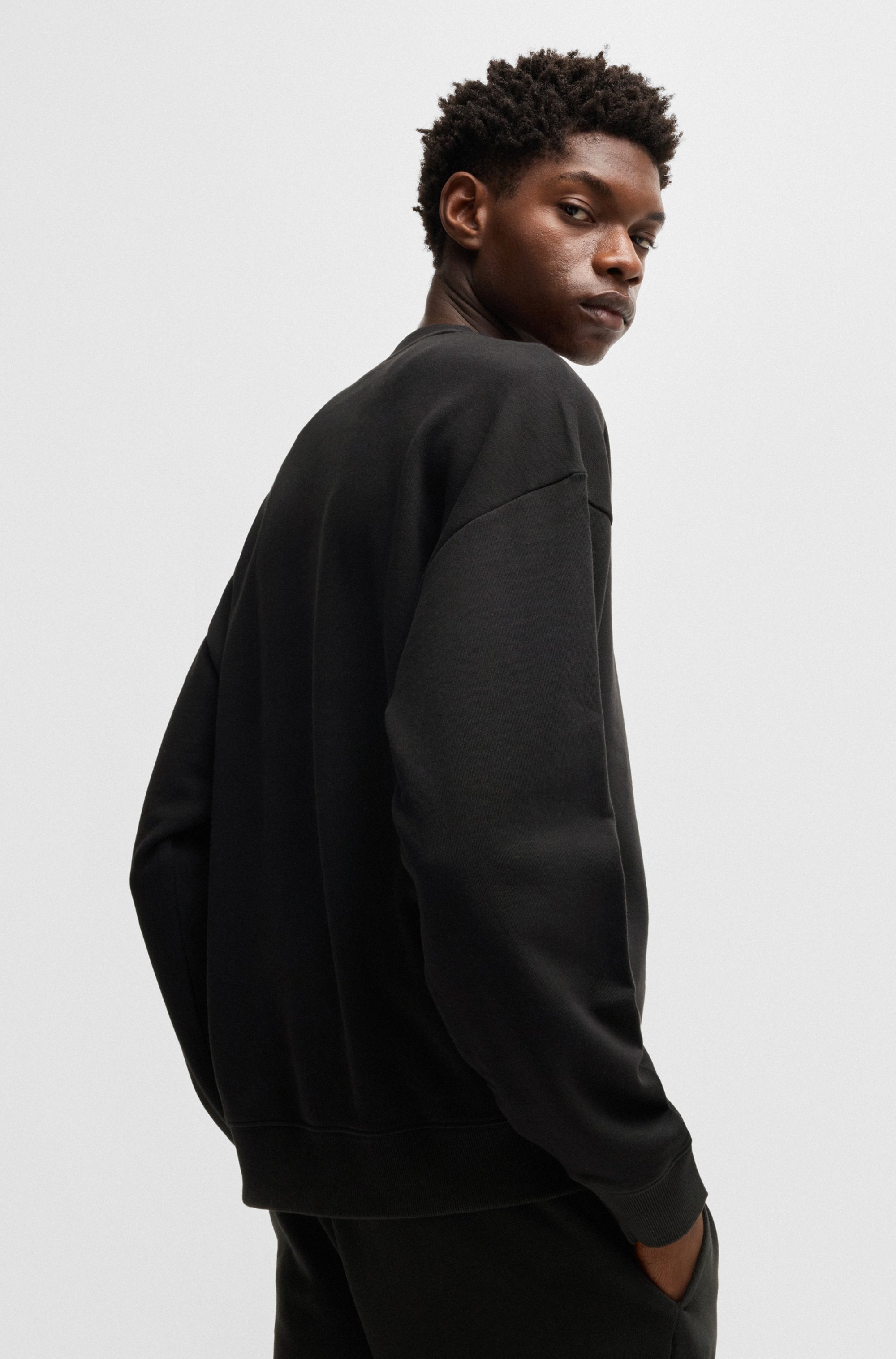 HUGO Sweatshirt "Dapocrew", Rundhalsausschnitt, Relaxed Fit, Logo-Druck günstig online kaufen