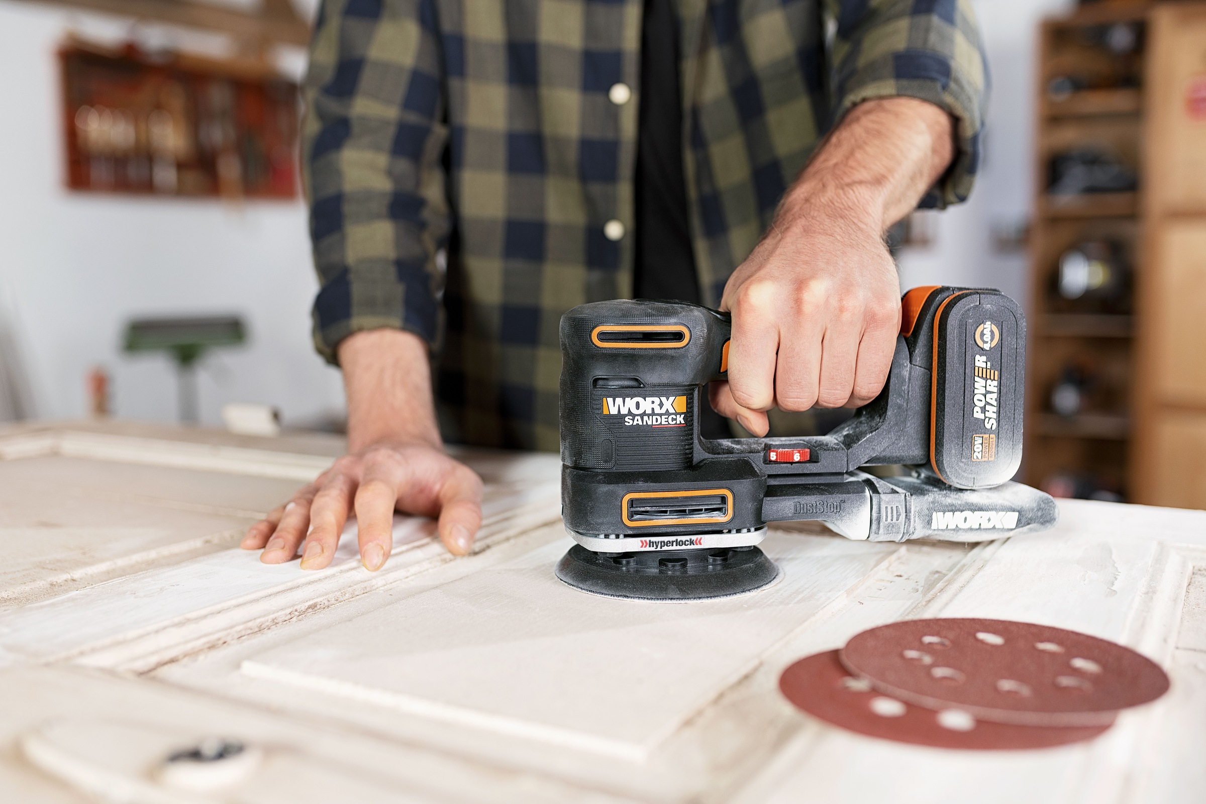 Worx Akku-Multischleifer »WX820«, 5-in-1 Funktionen, DustStop-Mikrofilter, inkl. Akku & Ladegerät