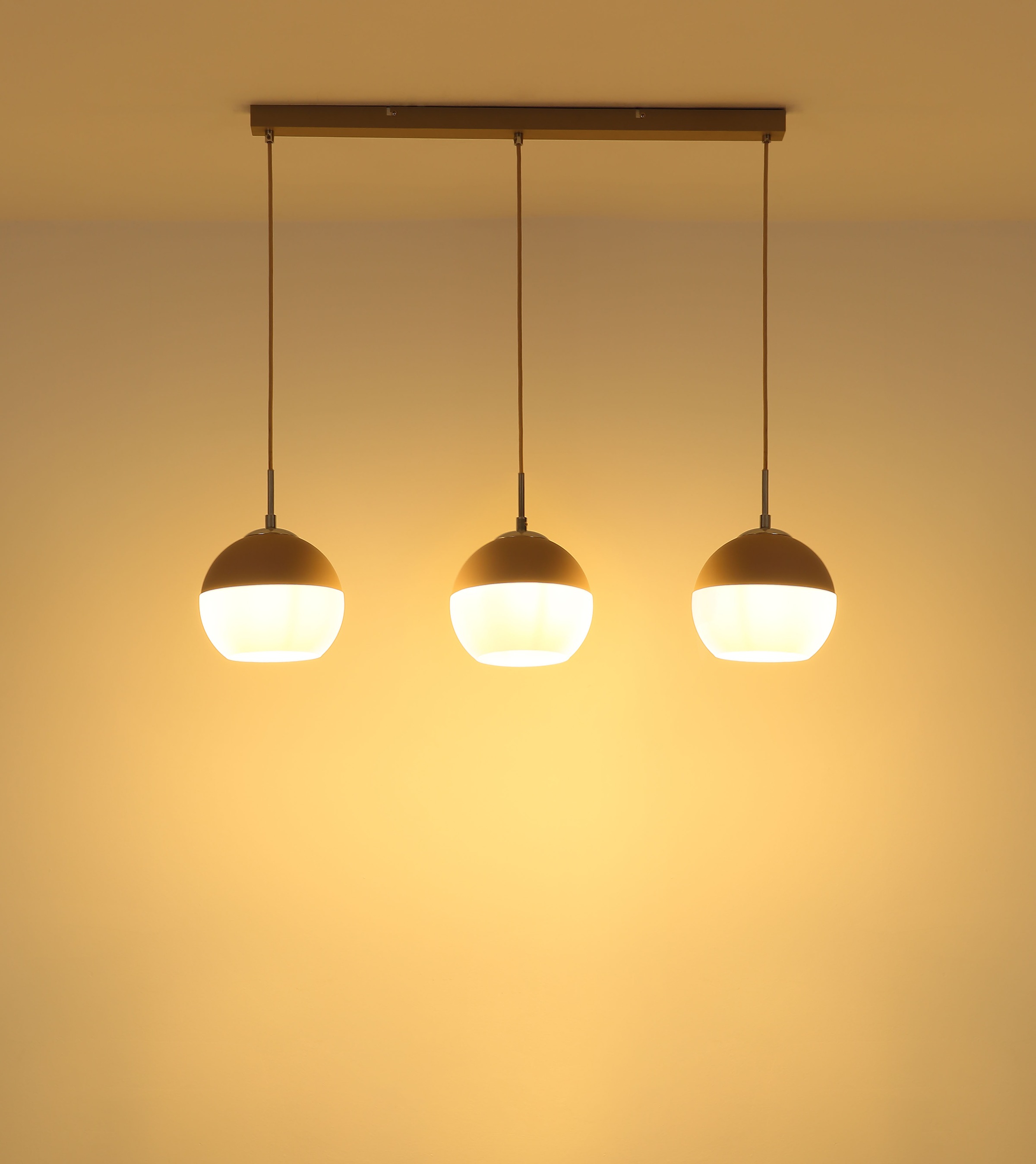 GLOBO LIGHTING Hängeleuchte »RAGUSA« E27 1 Stk. sandfarbene Pendelleuchte, Opal-Glaskugeln, 3xE27, höhenkürzbar