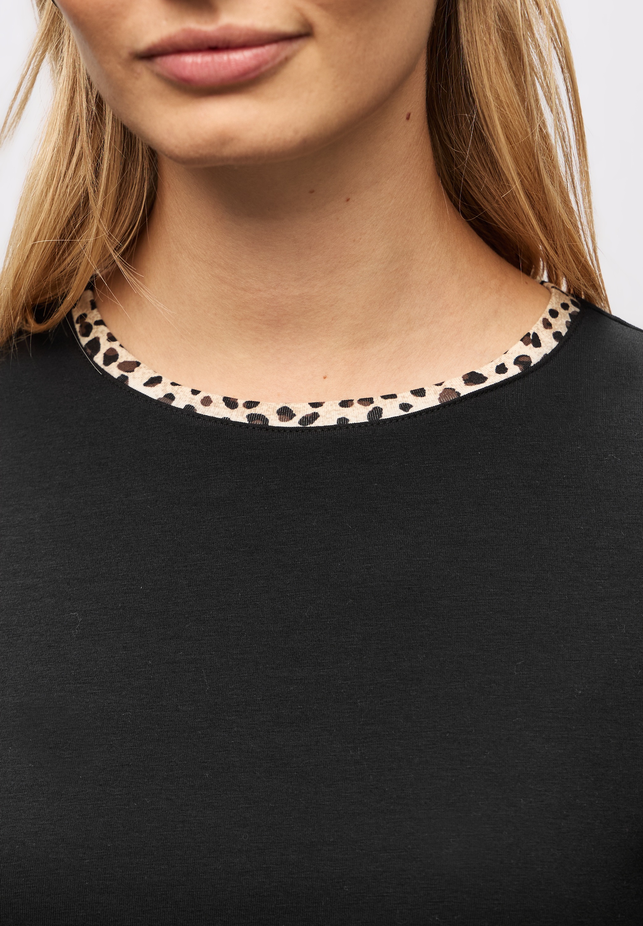 STREET ONE Langarmshirt mit Leo-Detail