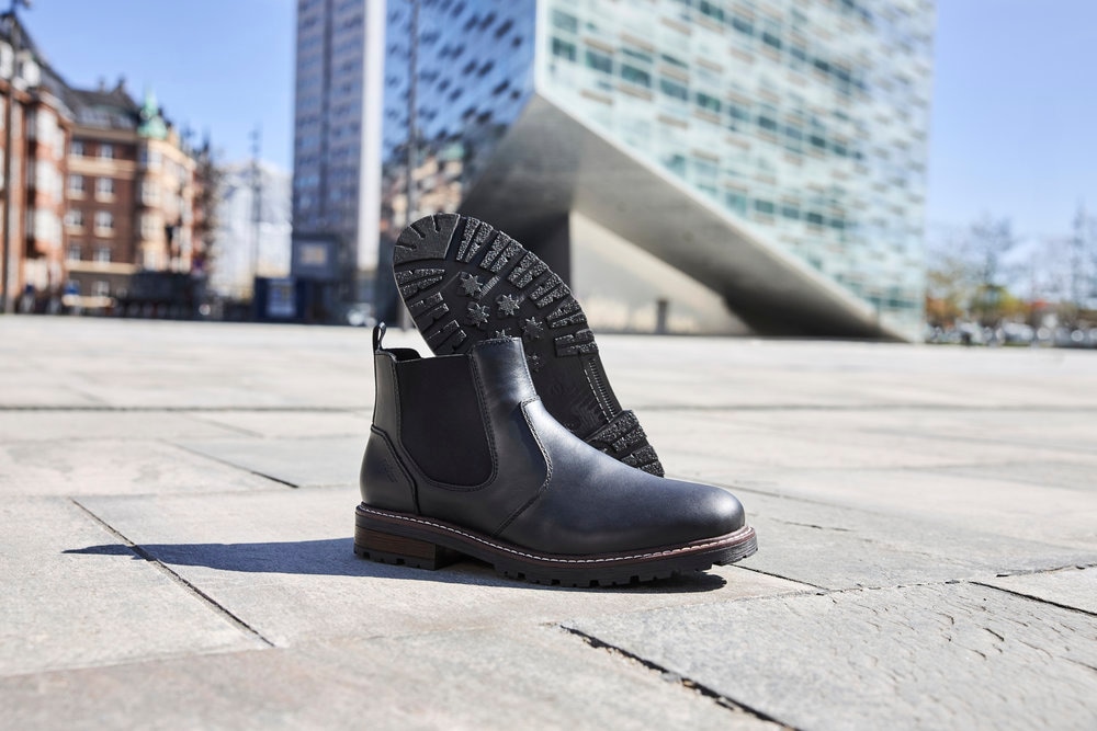 Rieker Chelseaboots, Stiefelette, Casual-Boots mit kontrastfarbener Rahmennaht