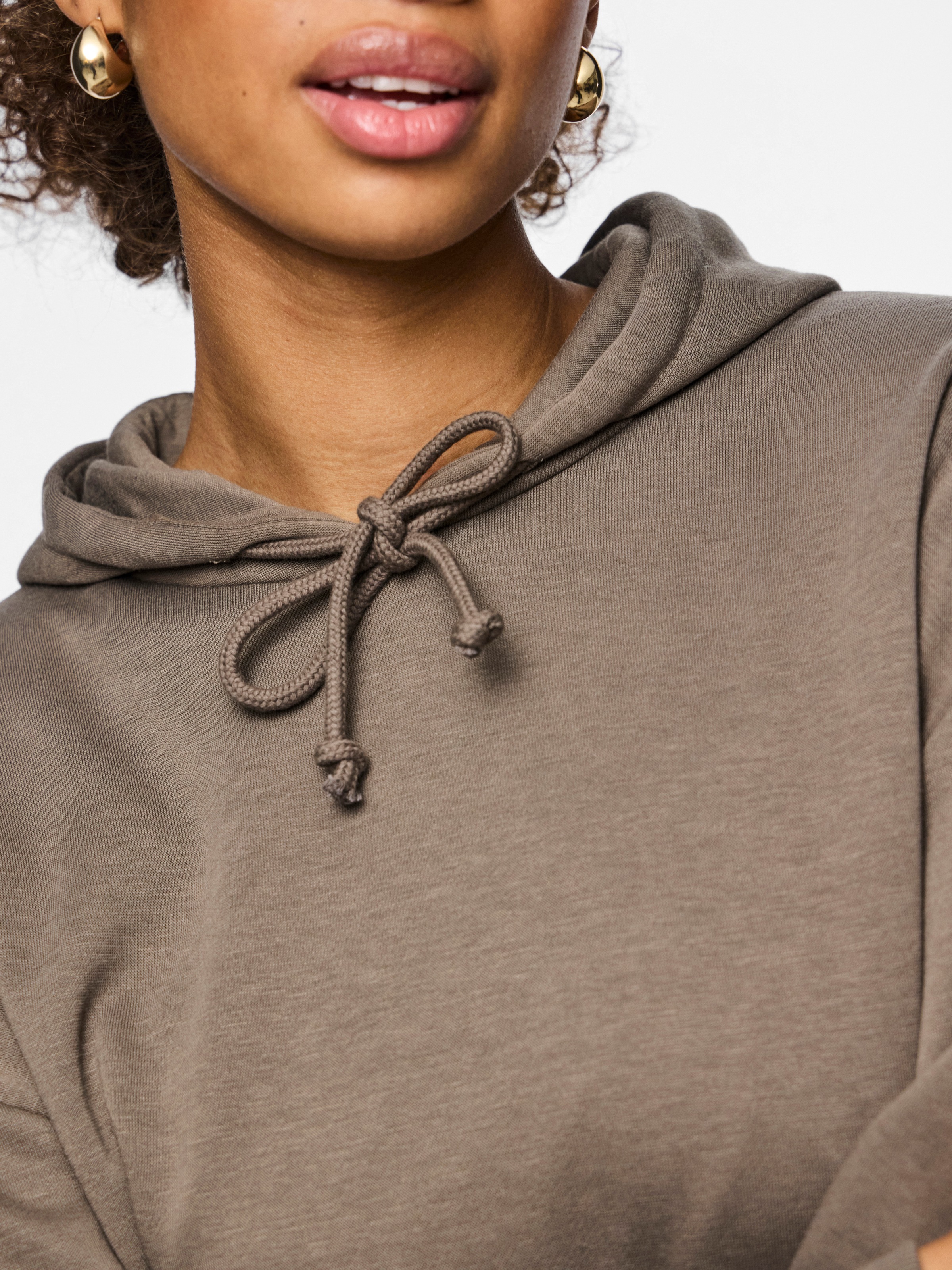 Thumbnail - pieces Hoodie "PCCHILLI LS HOODIE NOOS BC"