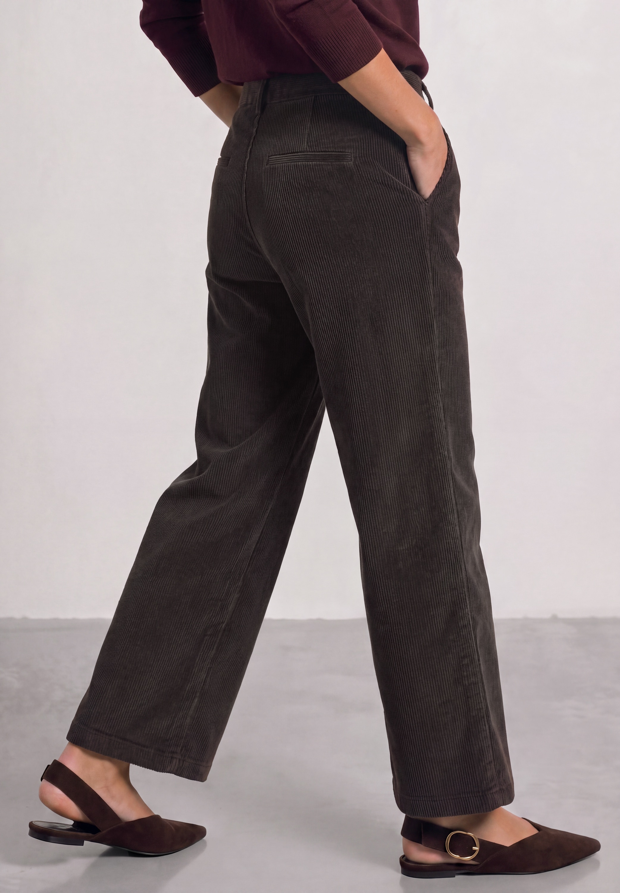 STREET ONE Cordhose  Knopfdetail