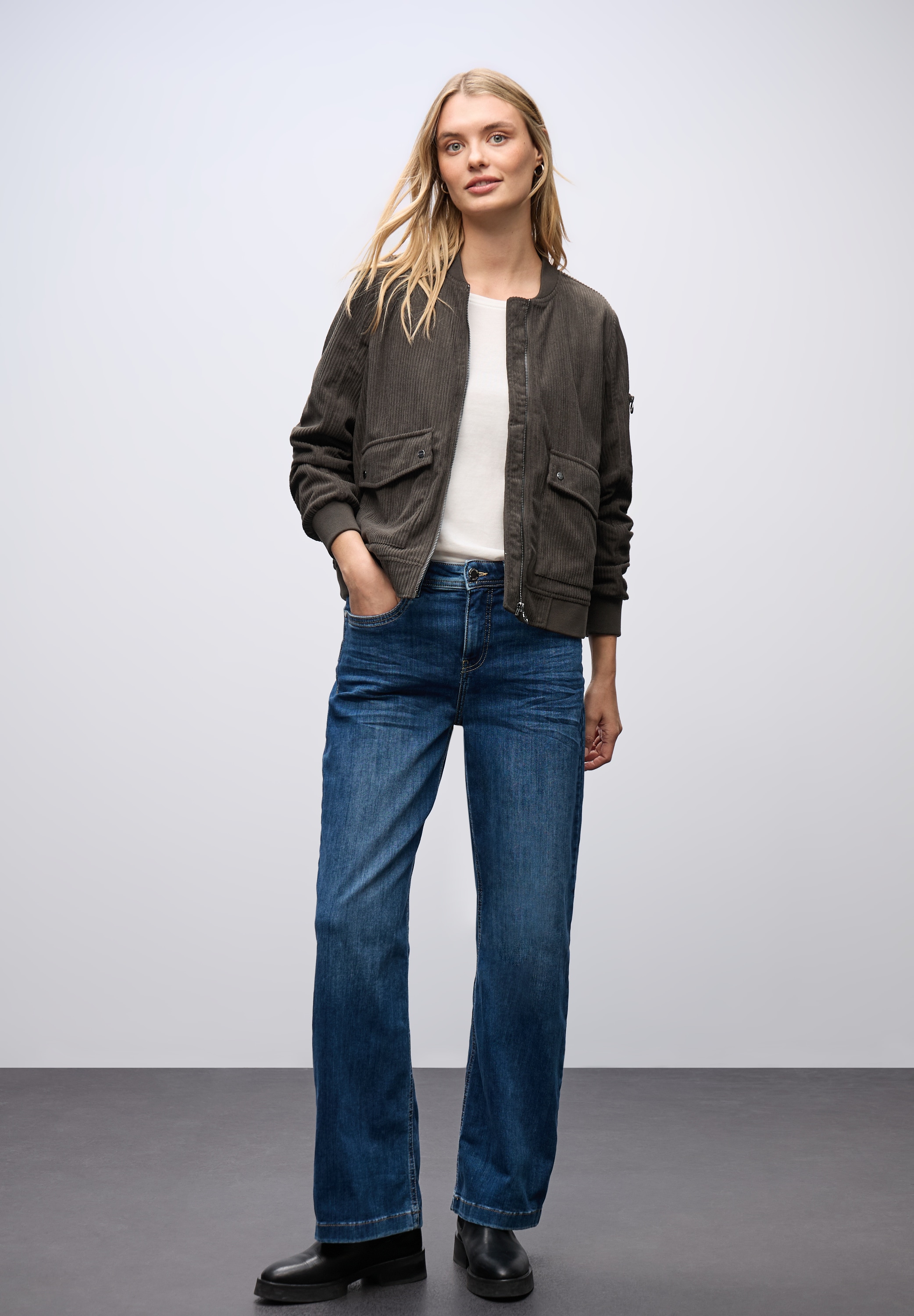 STREET ONE Blouson ohne Kapuze aus Cord und Langarm mit Bündchen und Zipperdetail