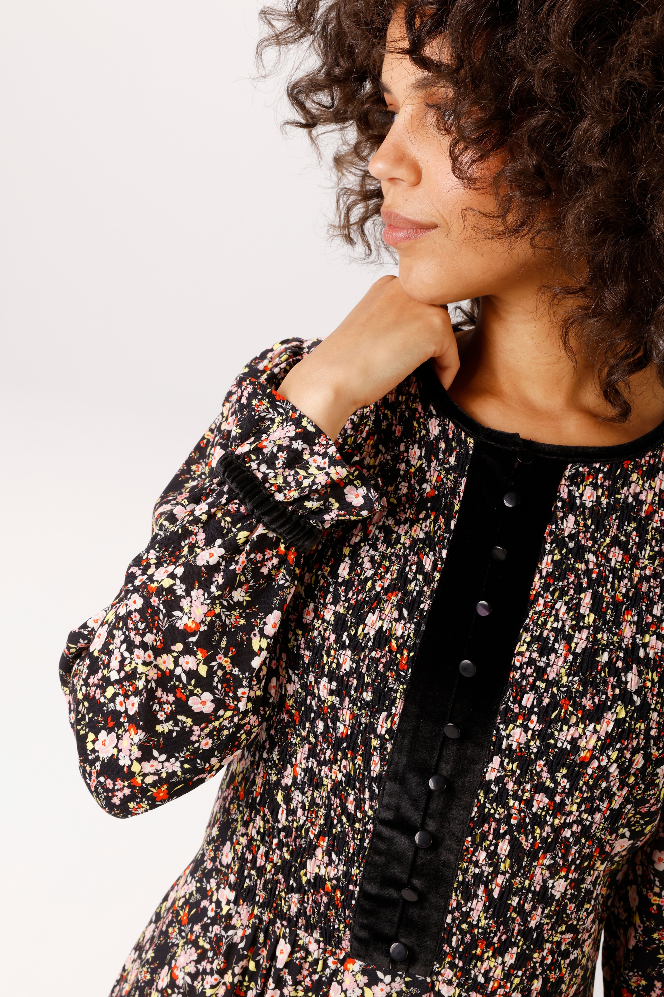 Aniston CASUAL Maxikleid mit bunten Blümchen bedruckt - NEUE KOLLEKTION