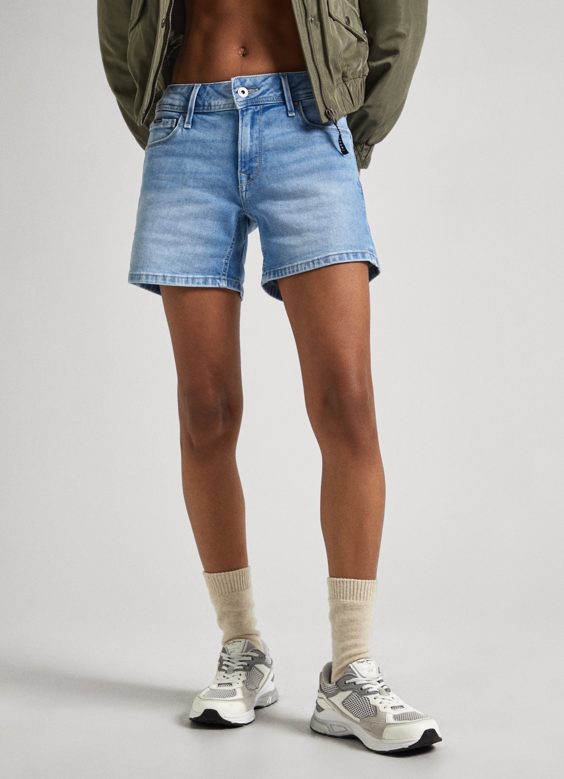 Pepe Jeans Jeansshorts, mit Umschlagsaum