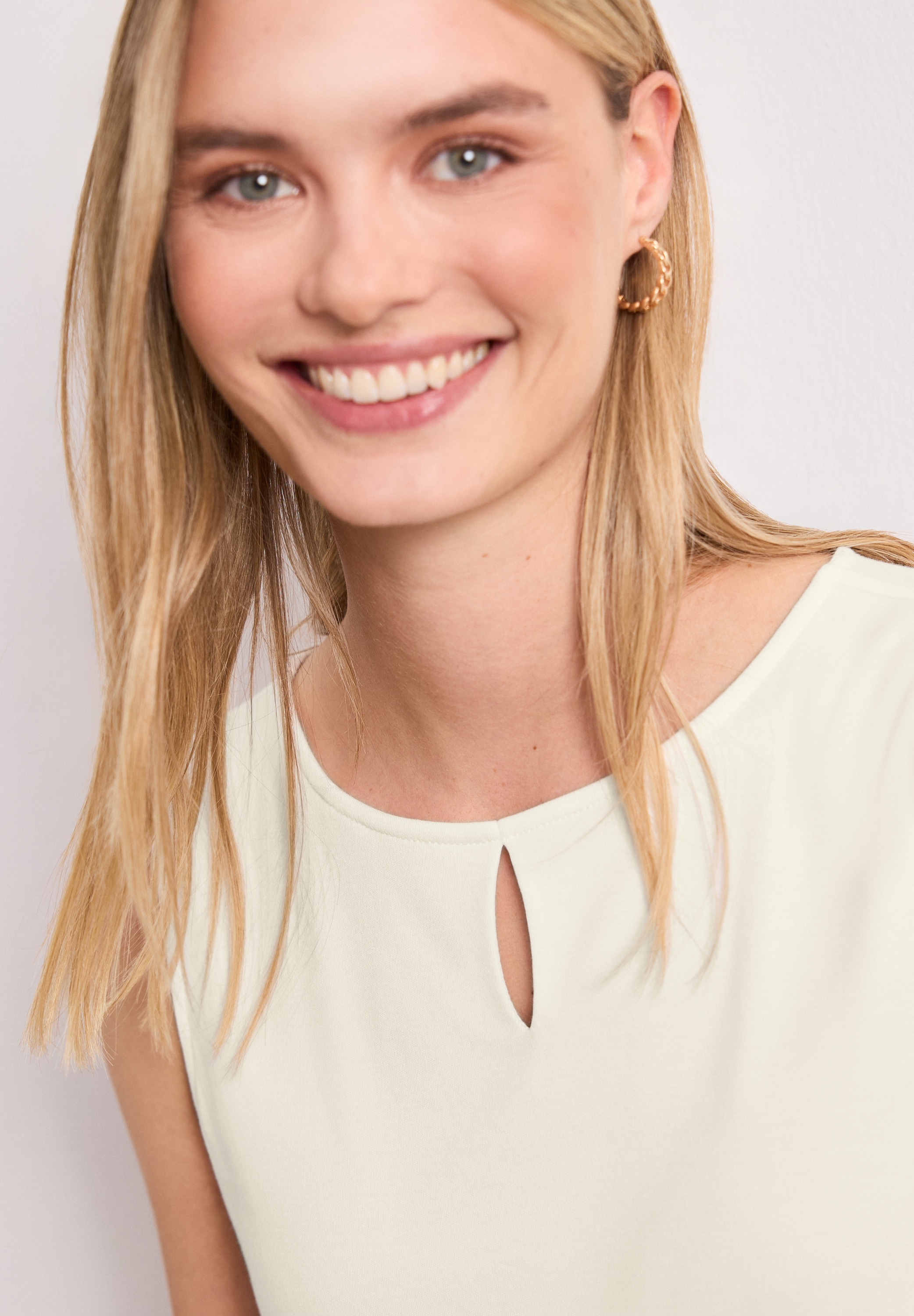 STREET ONE Shirttop und Cut-Out-Detail