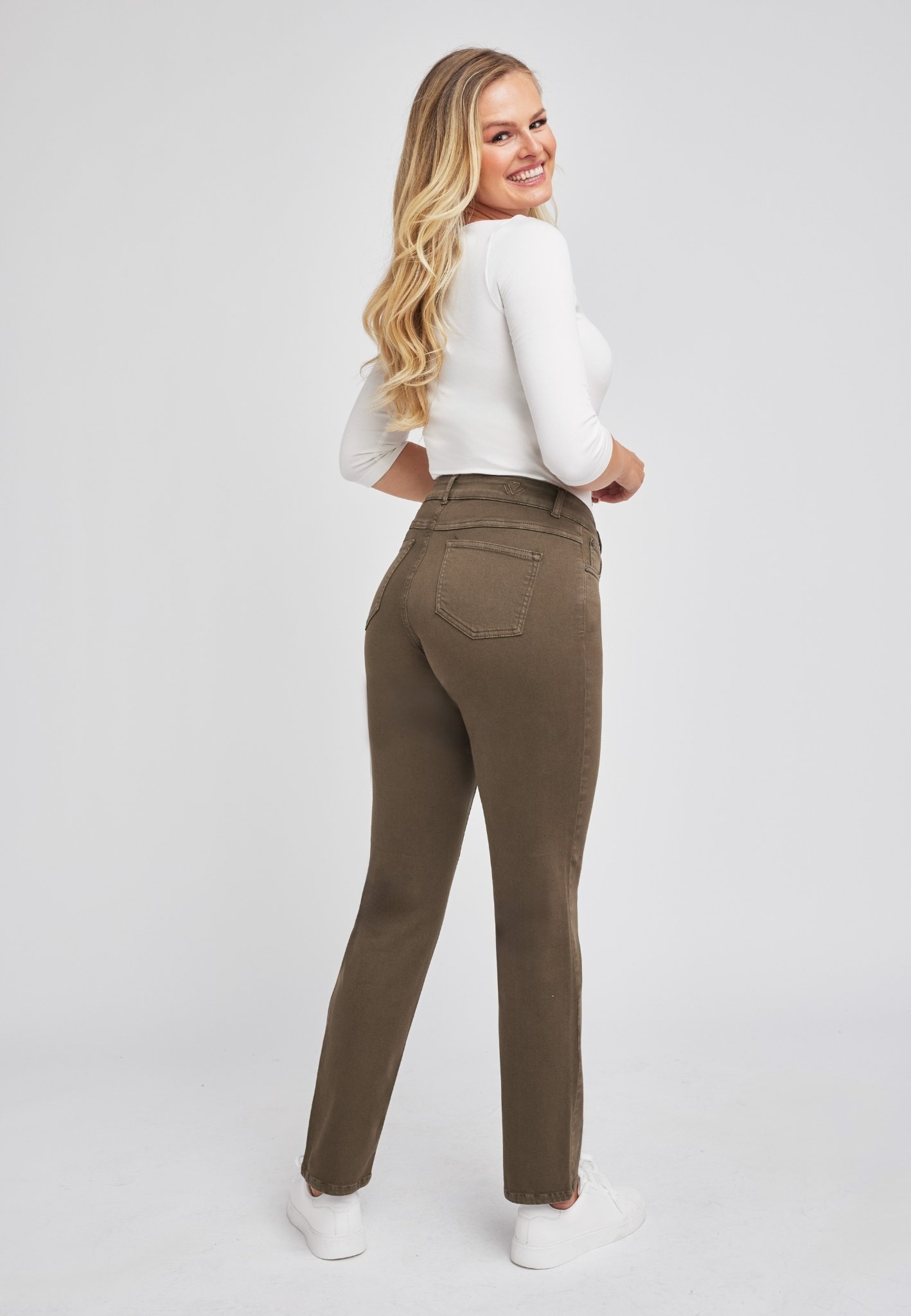 wonderjeans Slim-fit-Jeans, Klassischer gerader Schnitt