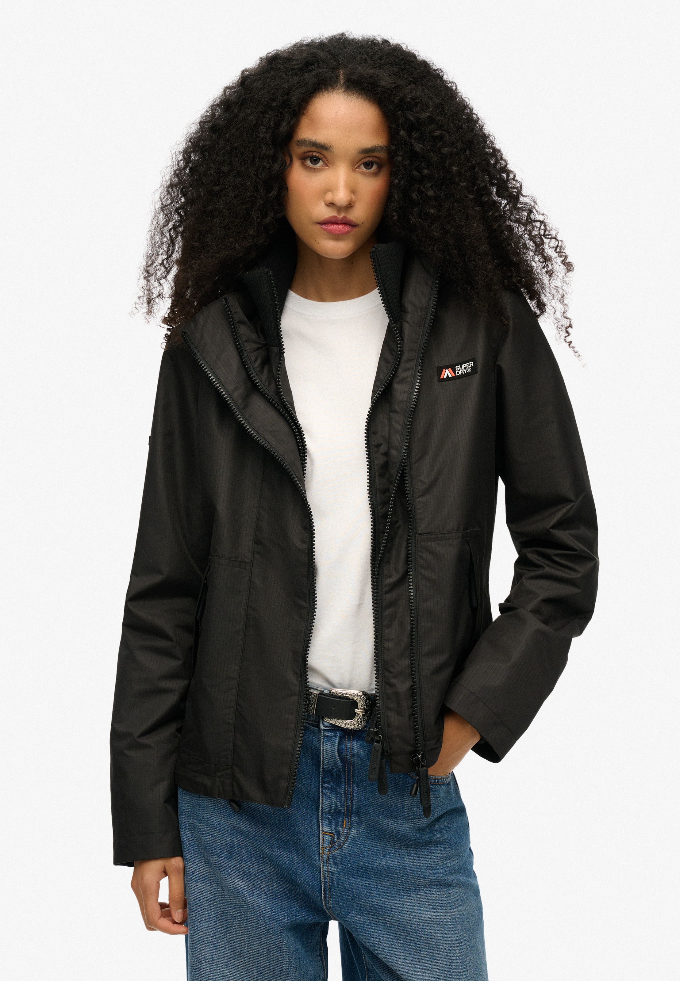 Superdry Outdoorjacke »HOODED MTN WINDBREAKER JKT«, mit Kapuze