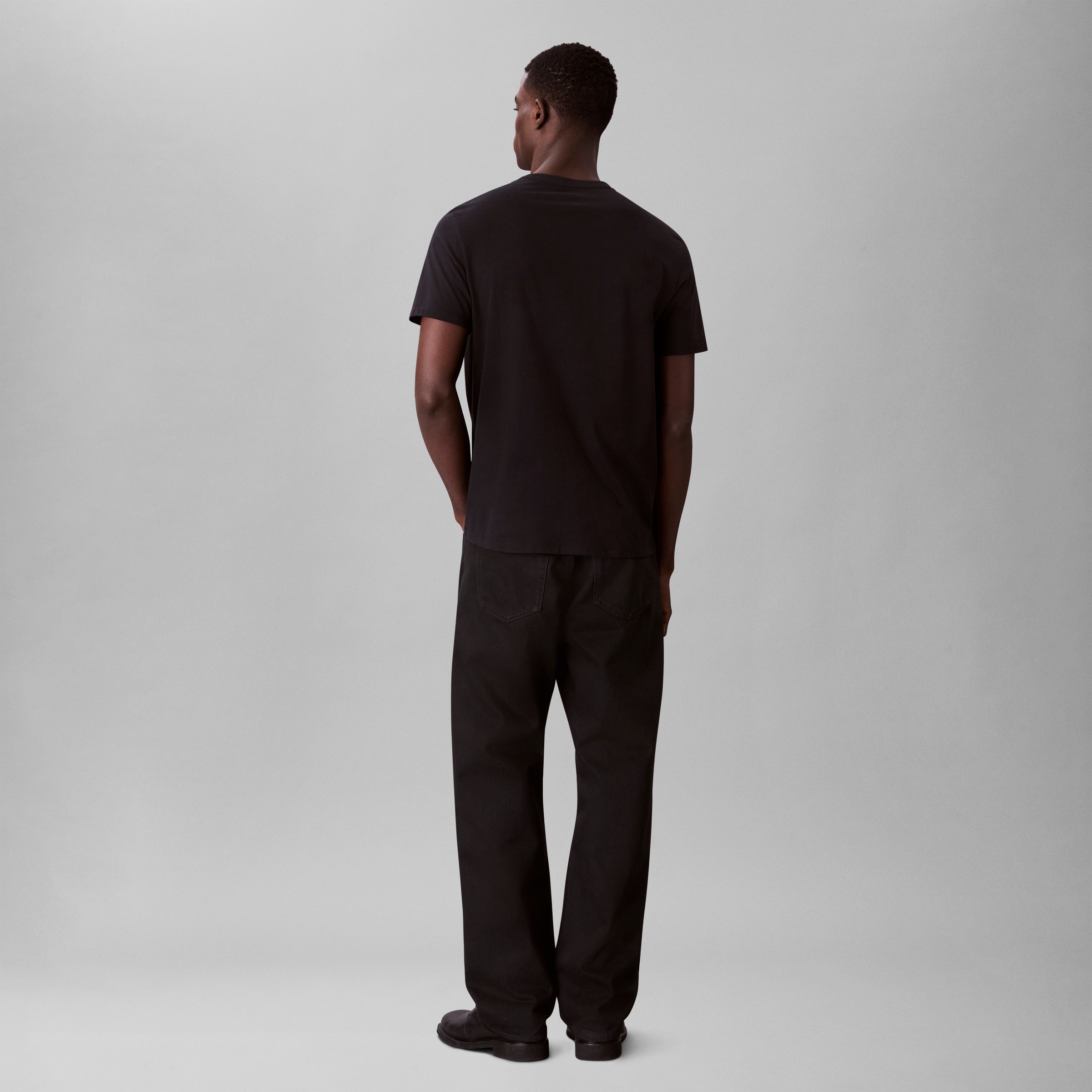 Calvin Klein Jeans T-Shirt »SS GLITCHED LOGO EU CLASSIC TEE«, Mit Rundhalsausschnitt