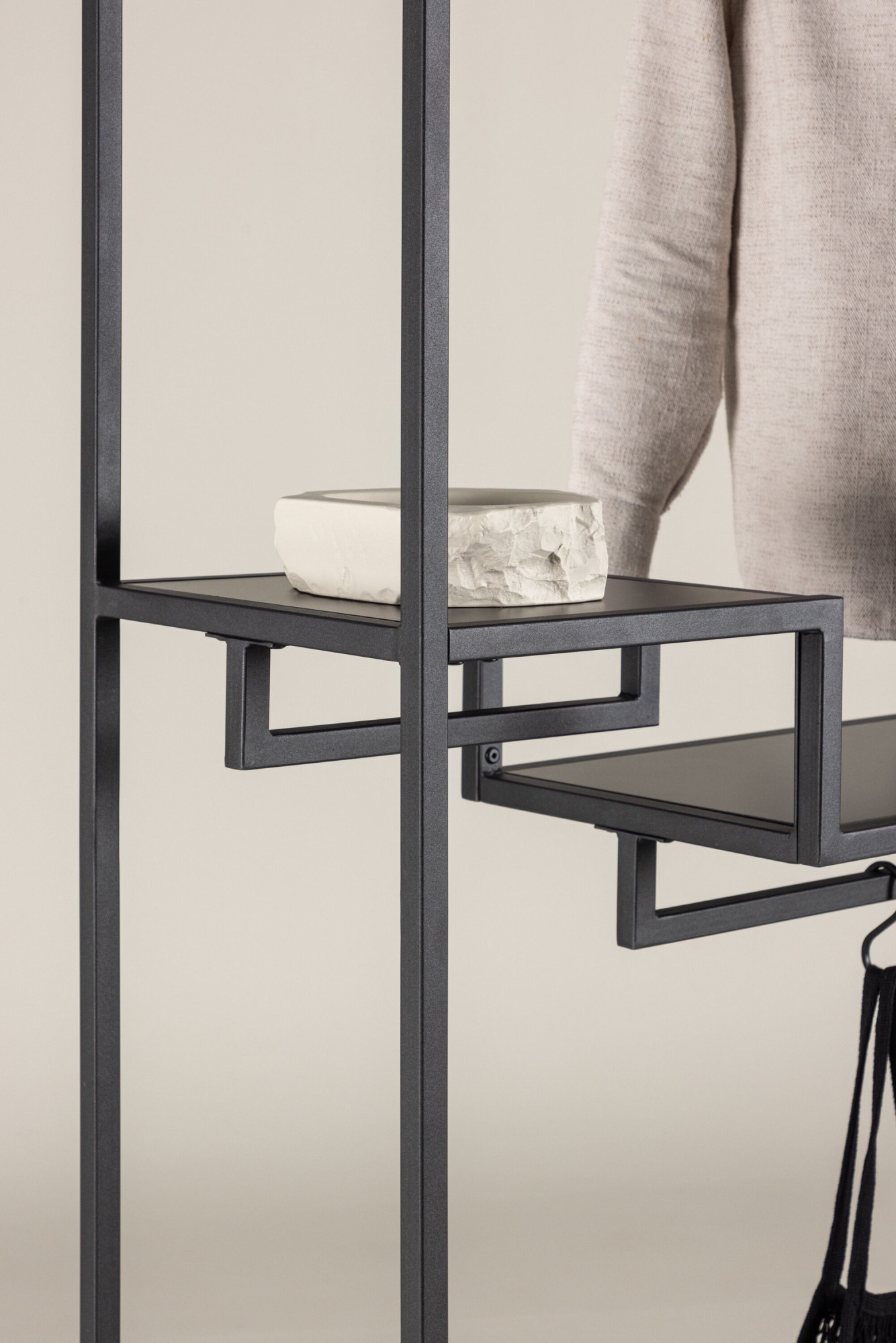 Venture Home Kleiderständer »Staal, Garderobenständer in Schwarz-Stahl, Kleiderstange, Höhe 188 cm« Garderobe, Pulverbeschichtung, Ablagen, anspruchsvoll, modern